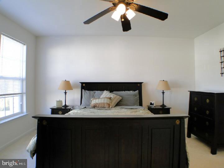 WINDSOR RIDGE - Residential Lease