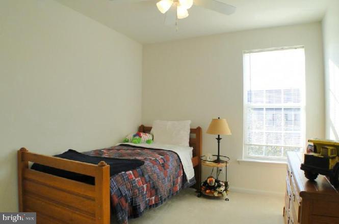 WINDSOR RIDGE - Residential Lease