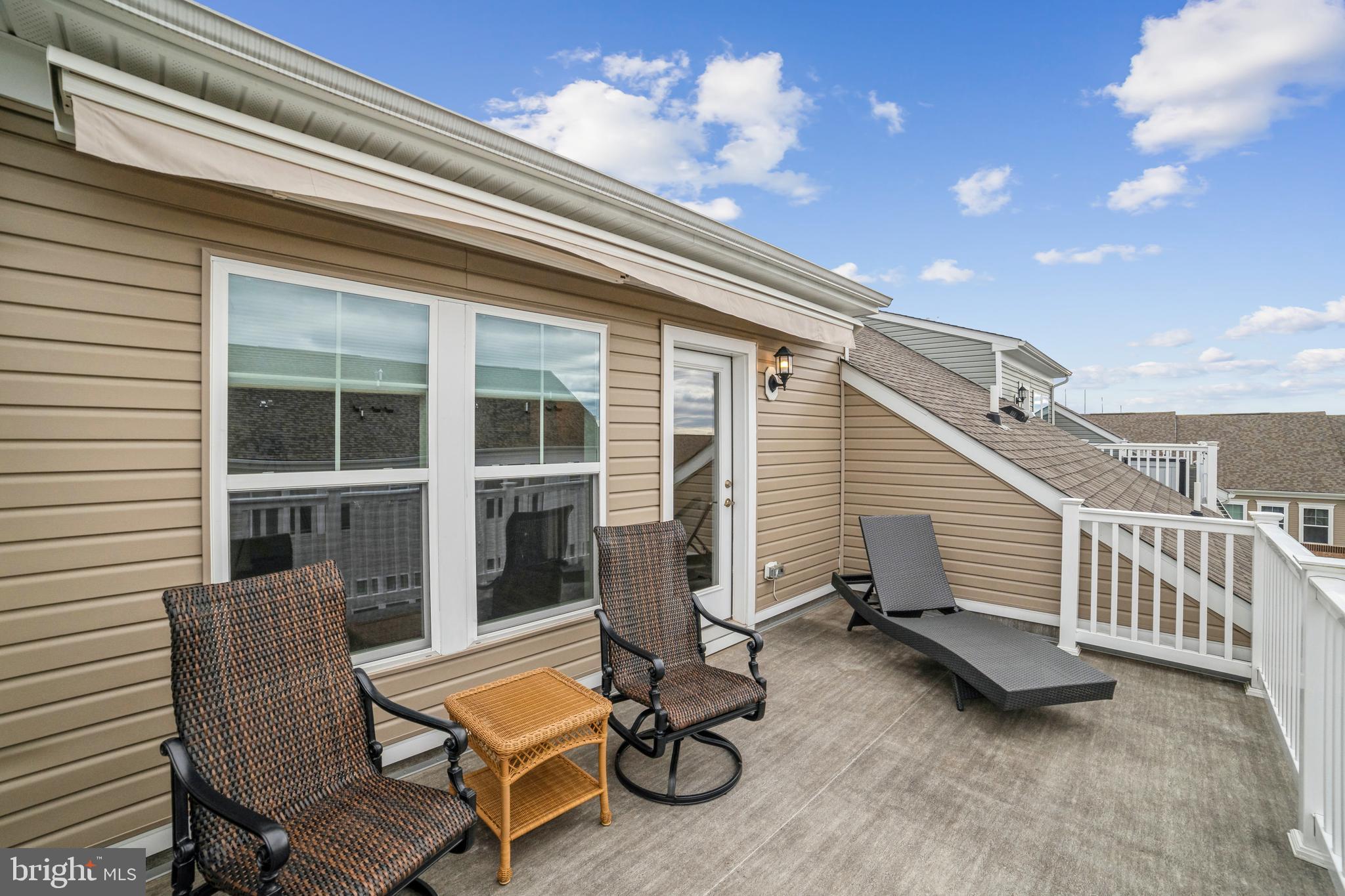 CENTURY ROW - Residential