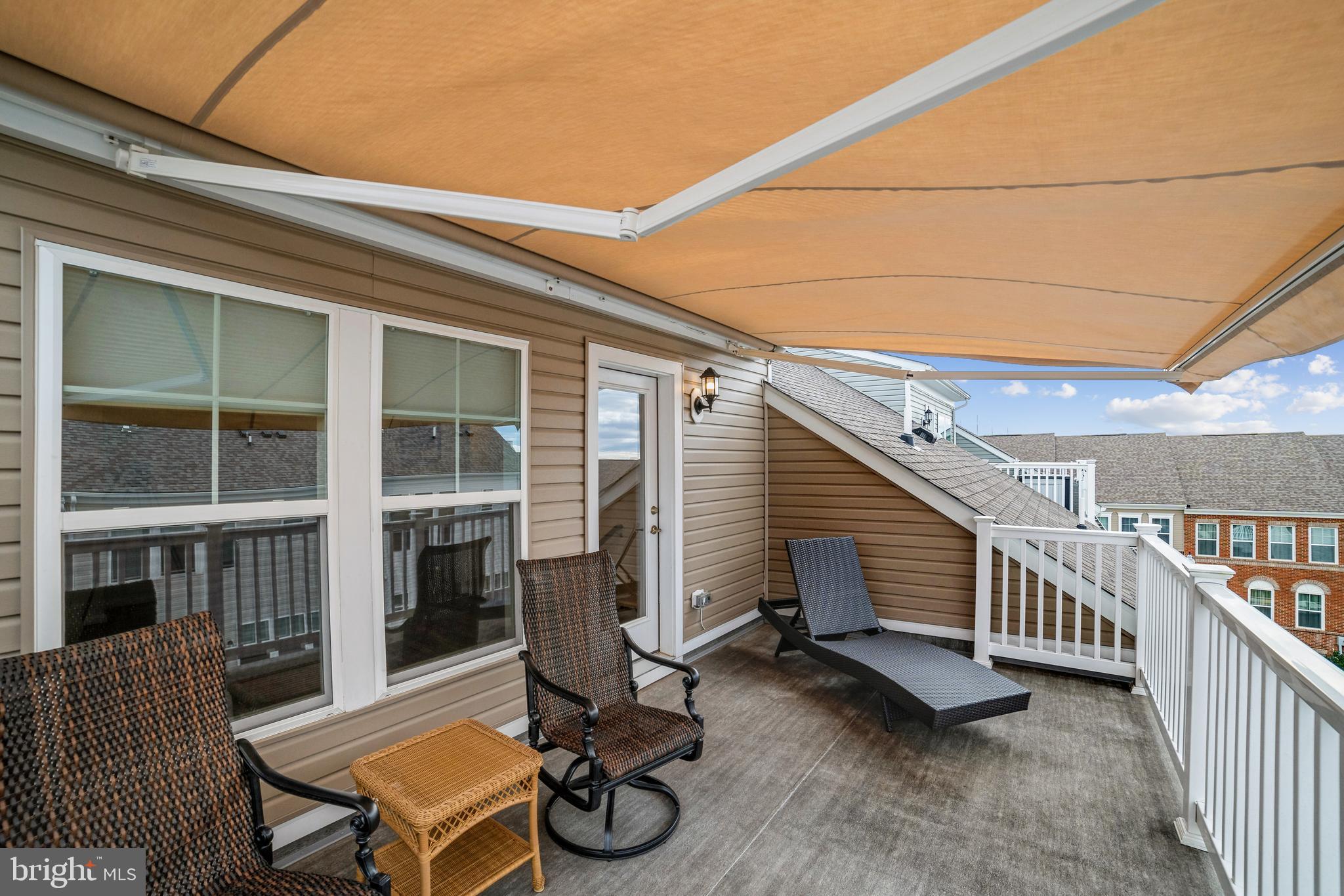 CENTURY ROW - Residential