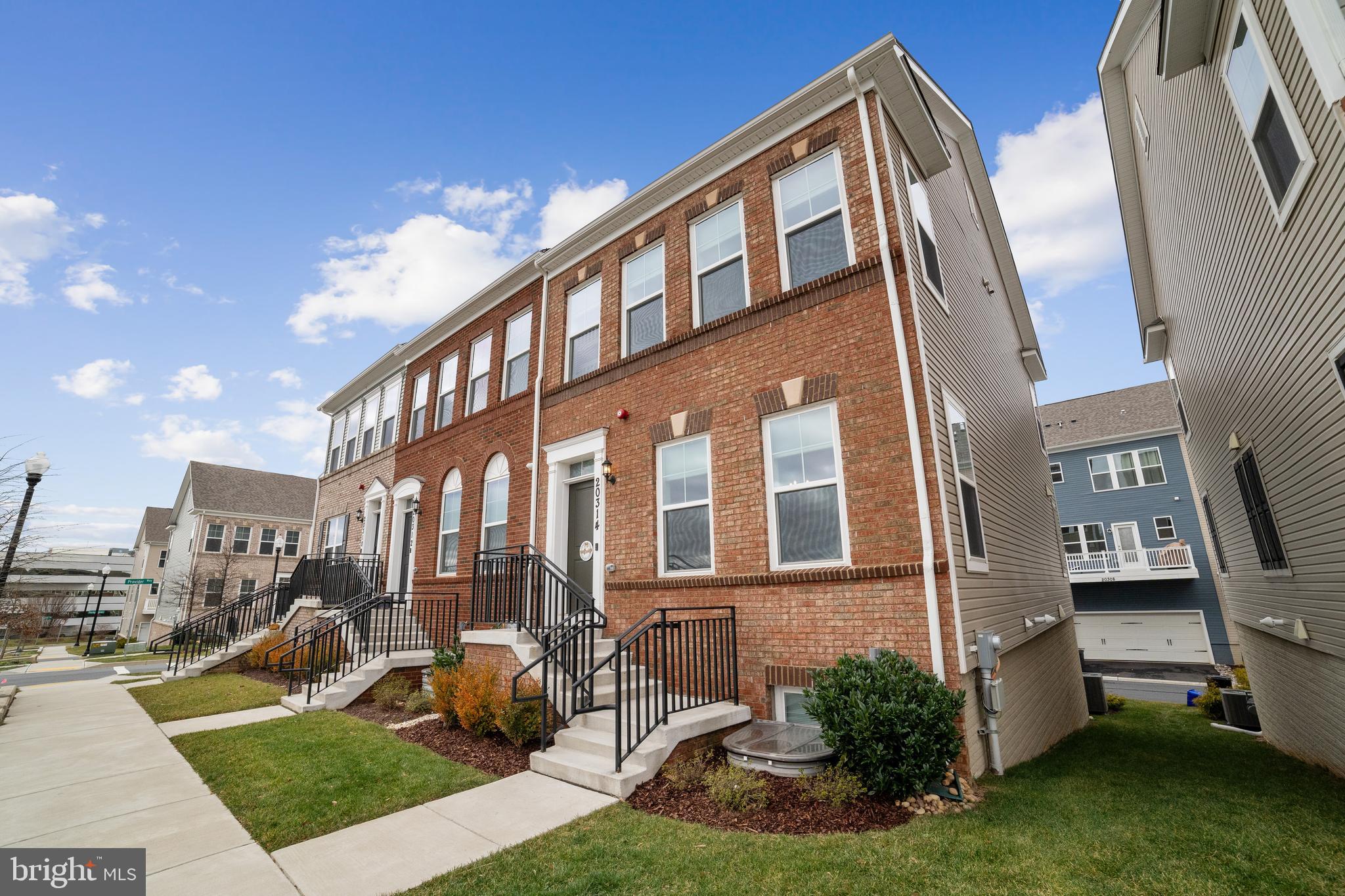 CENTURY ROW - Residential