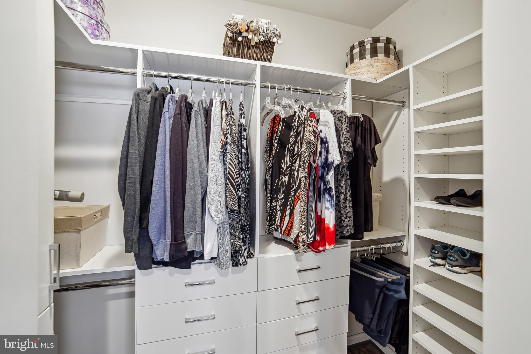 CENTURY ROW - Residential