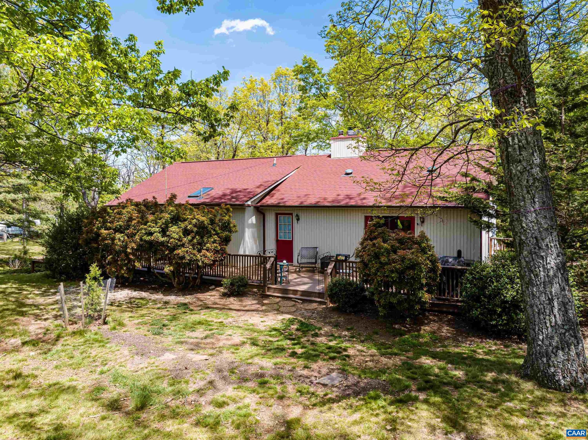 124 AZALEA DR