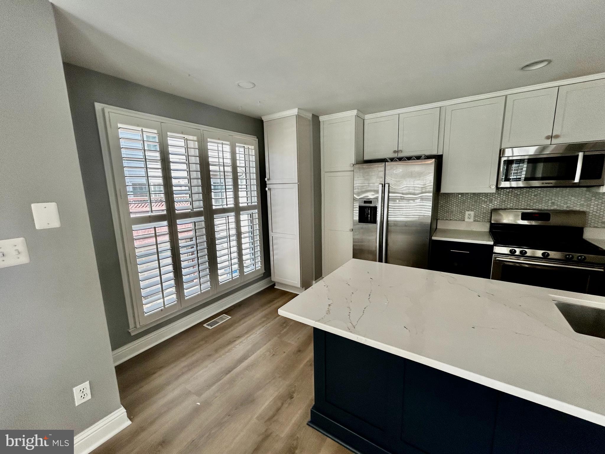 STONEGATE - Residential Lease