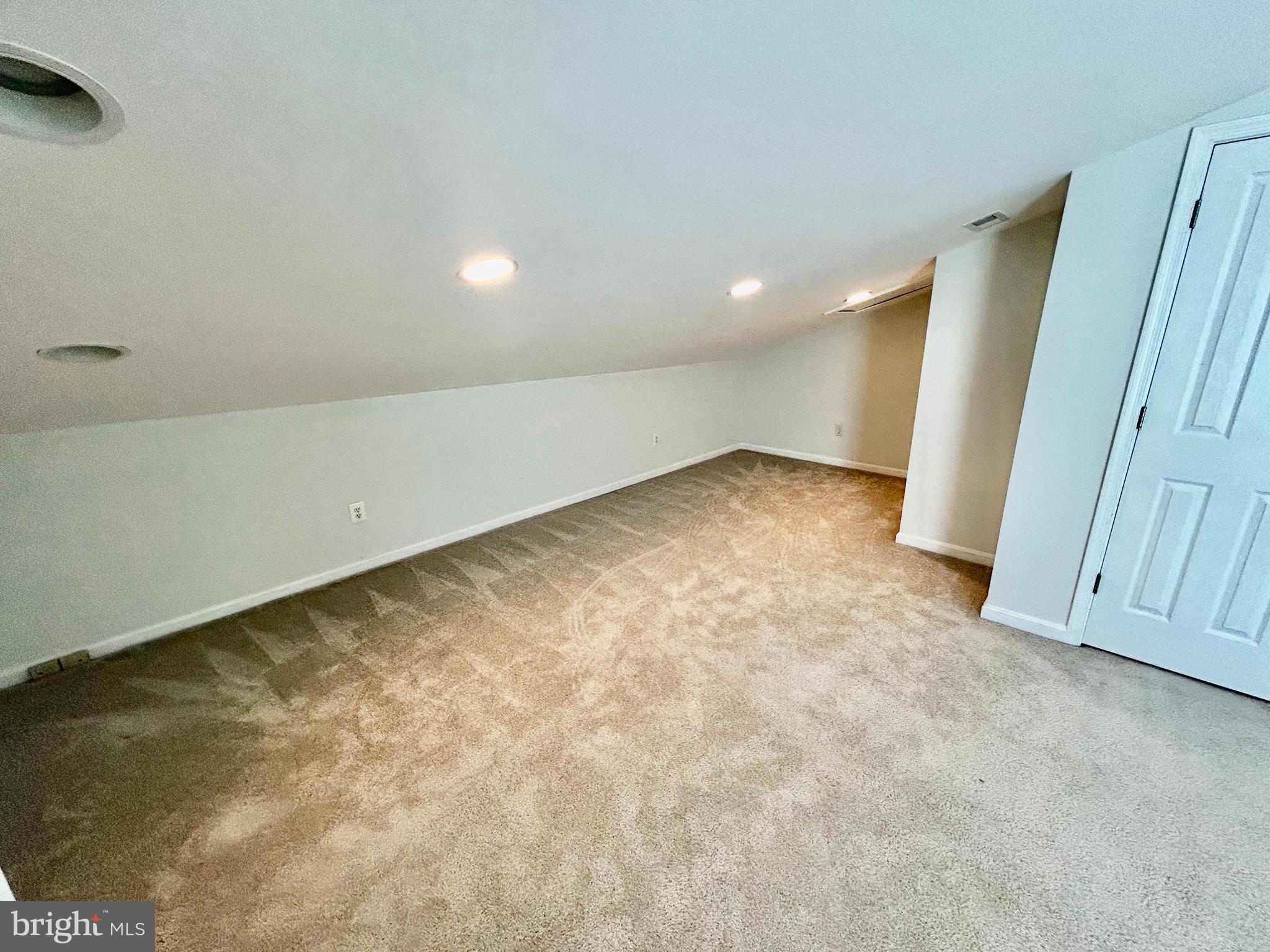 STONEGATE - Residential Lease