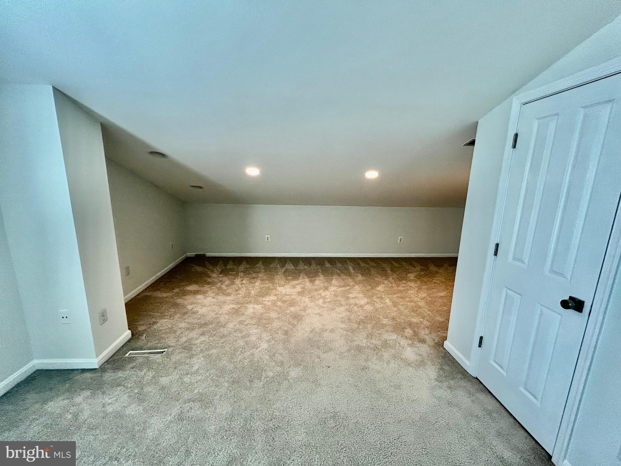 STONEGATE - Residential Lease