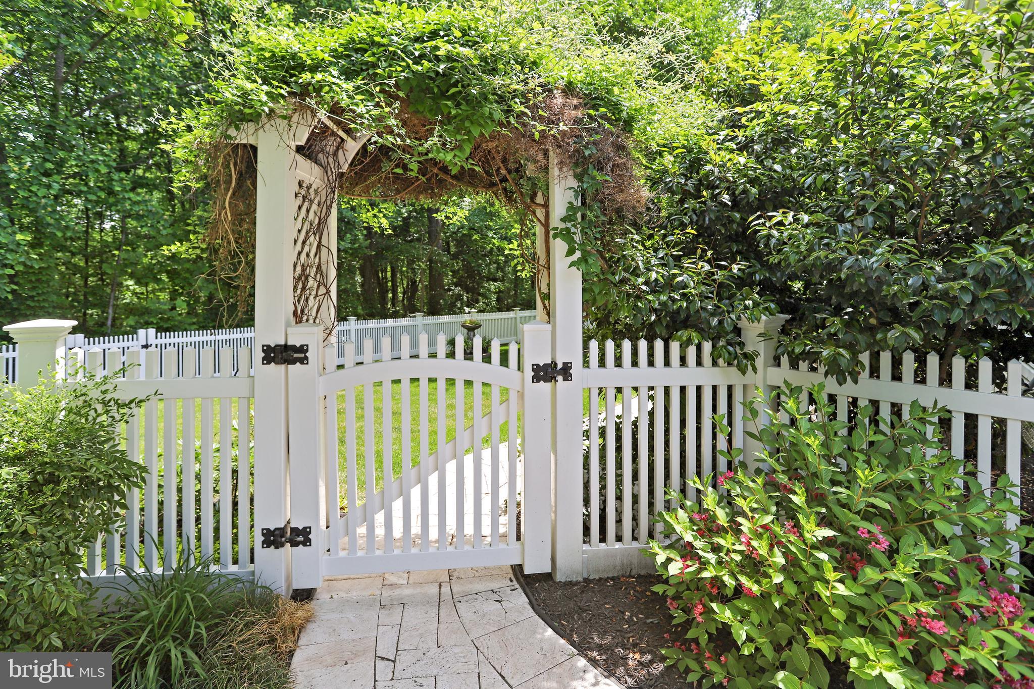 BROOKE RIDGE - Residential