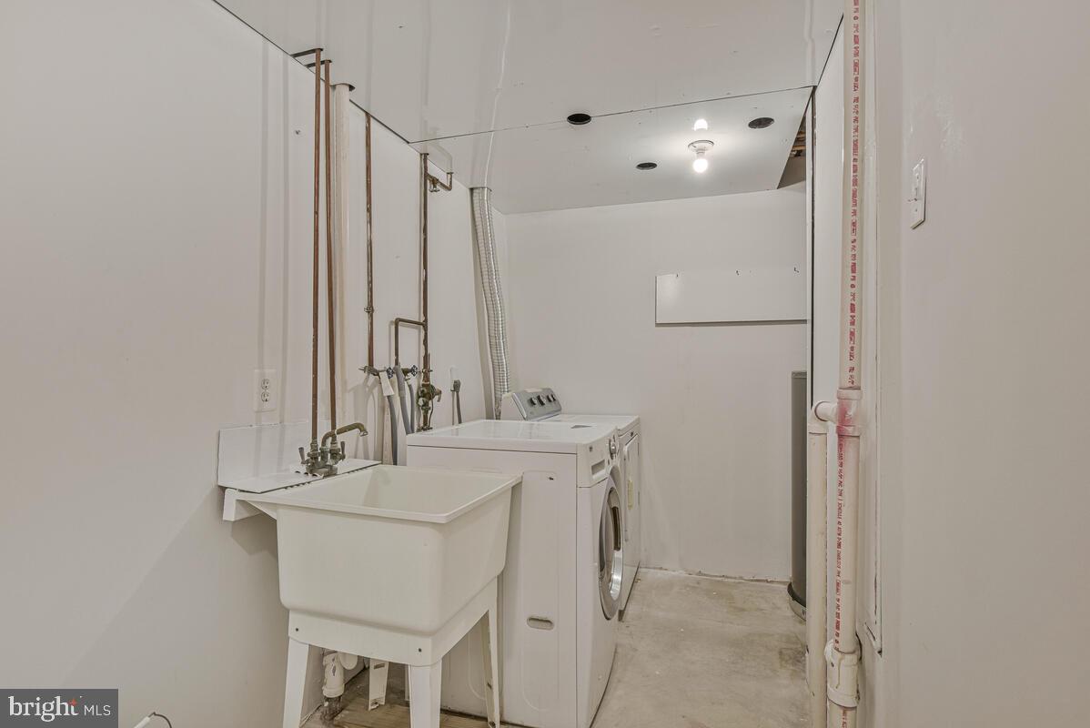 NEWINGTON HEIGHTS - Residential