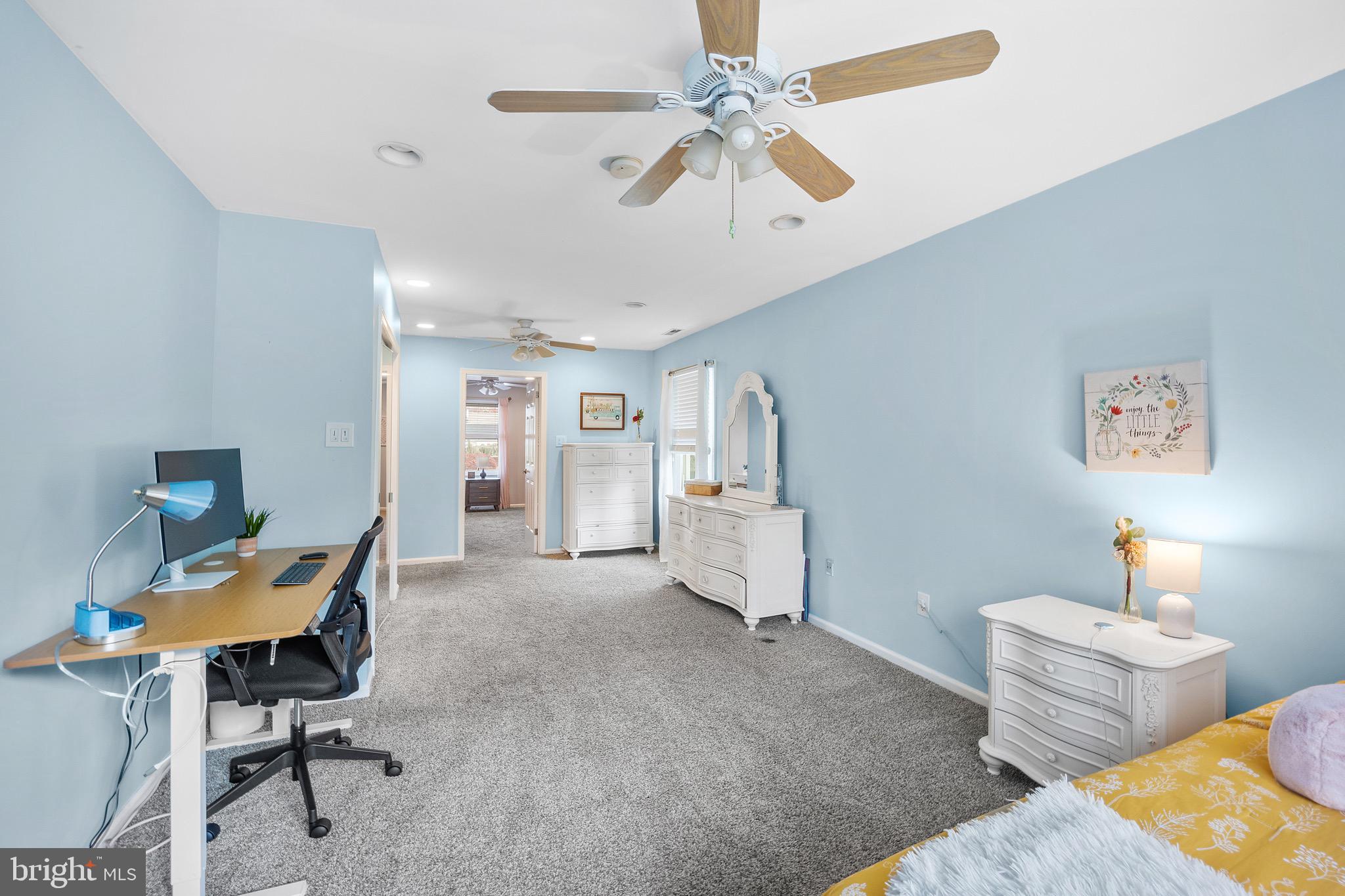 CEDAR HOLLOW - Residential