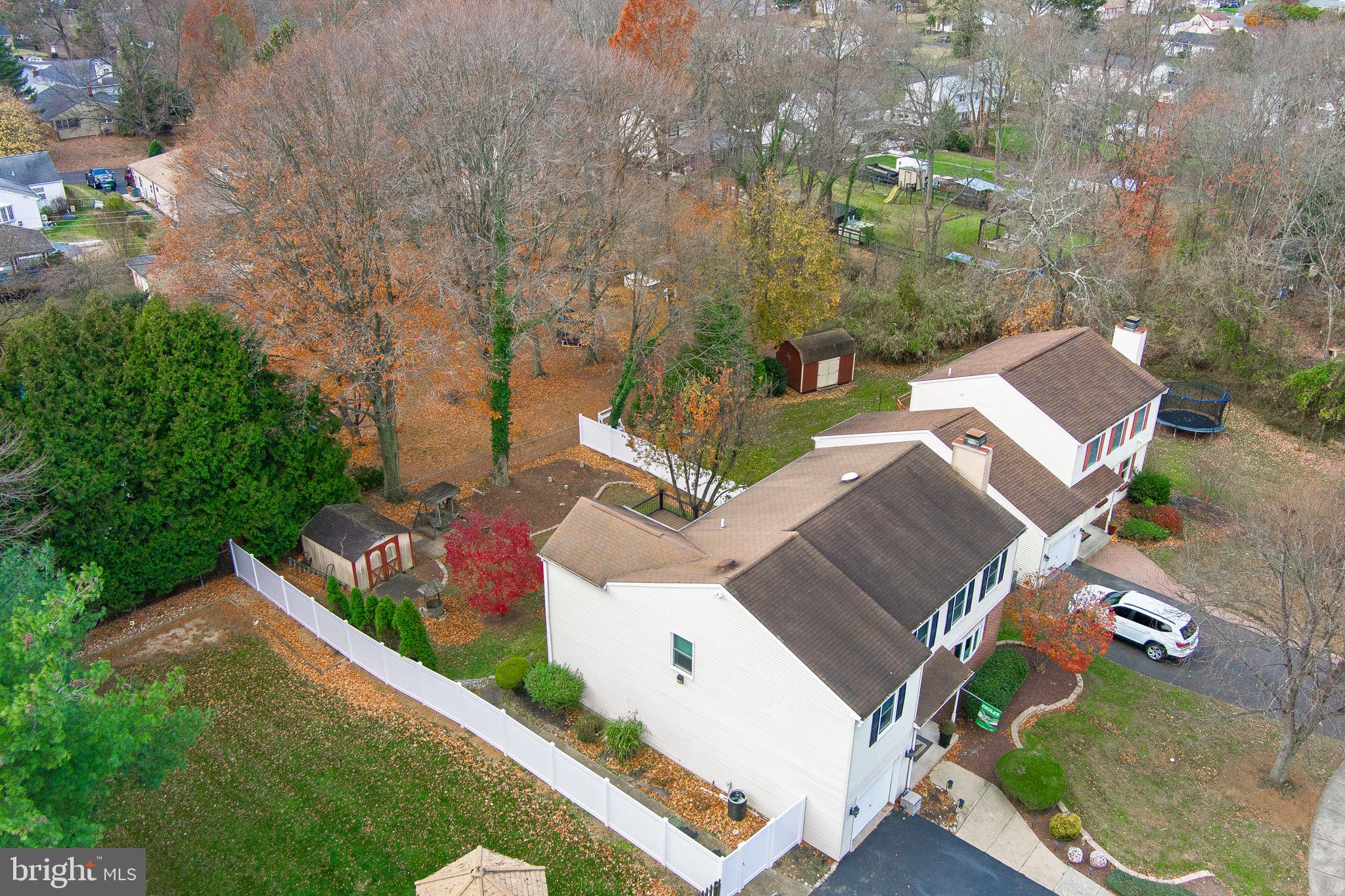 CEDAR HOLLOW - Residential