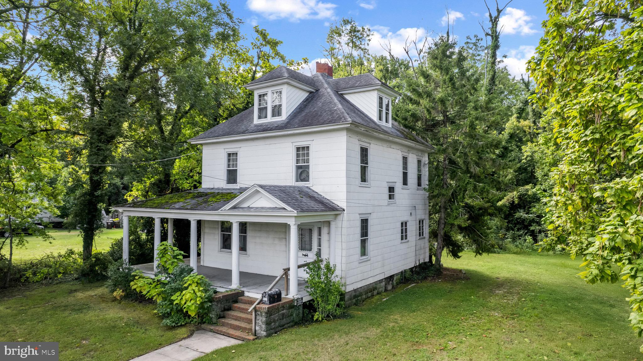 1308 GLASGOW STREET