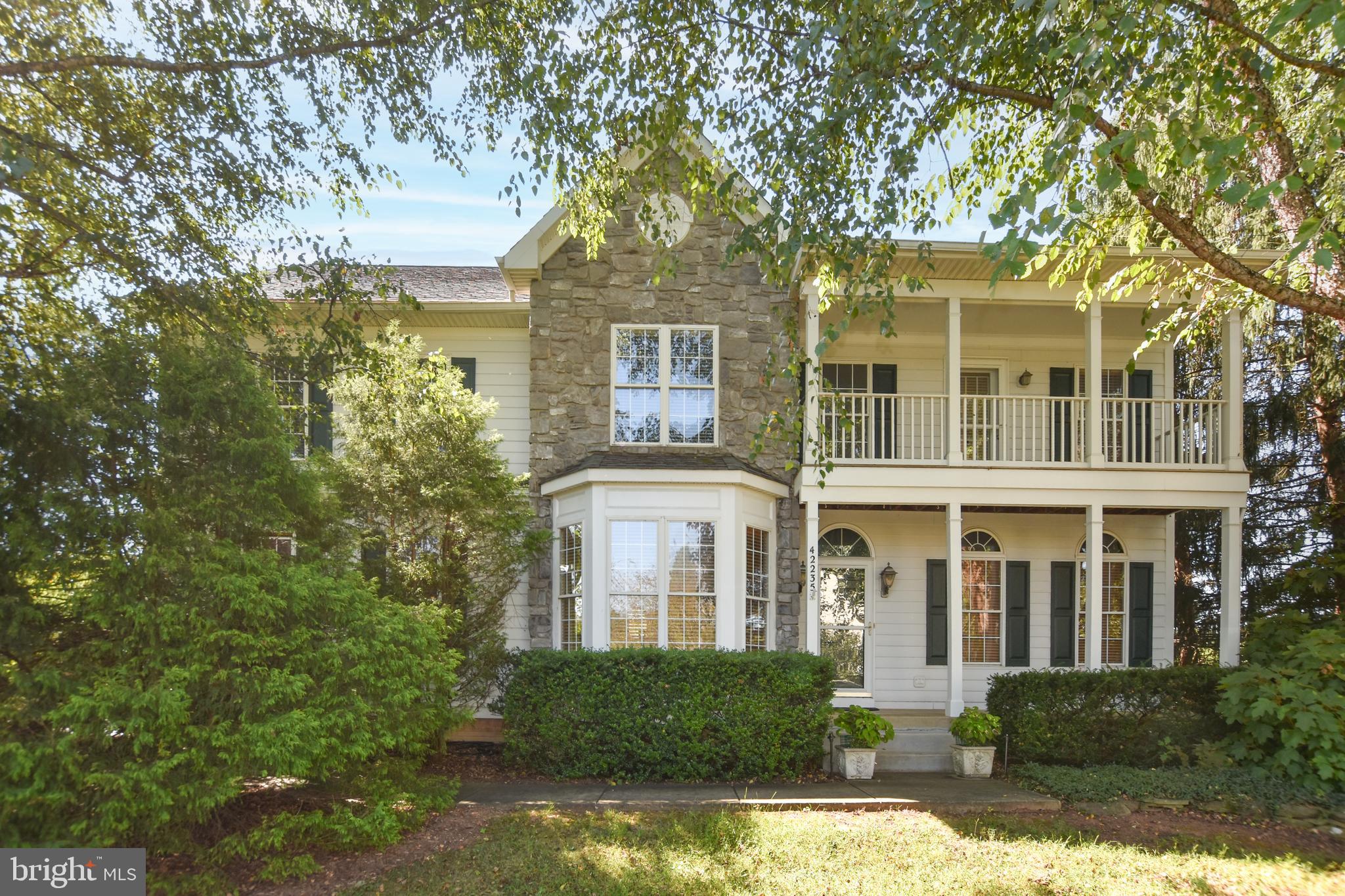 42235 GREEN MEADOW LANE