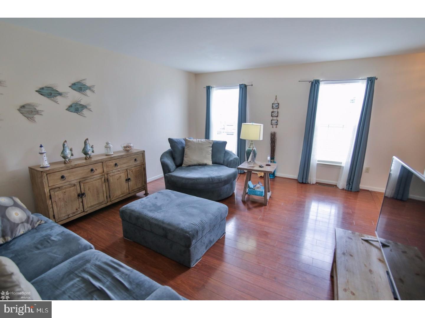 VILLAS AT SOUTH MOUN - Residential