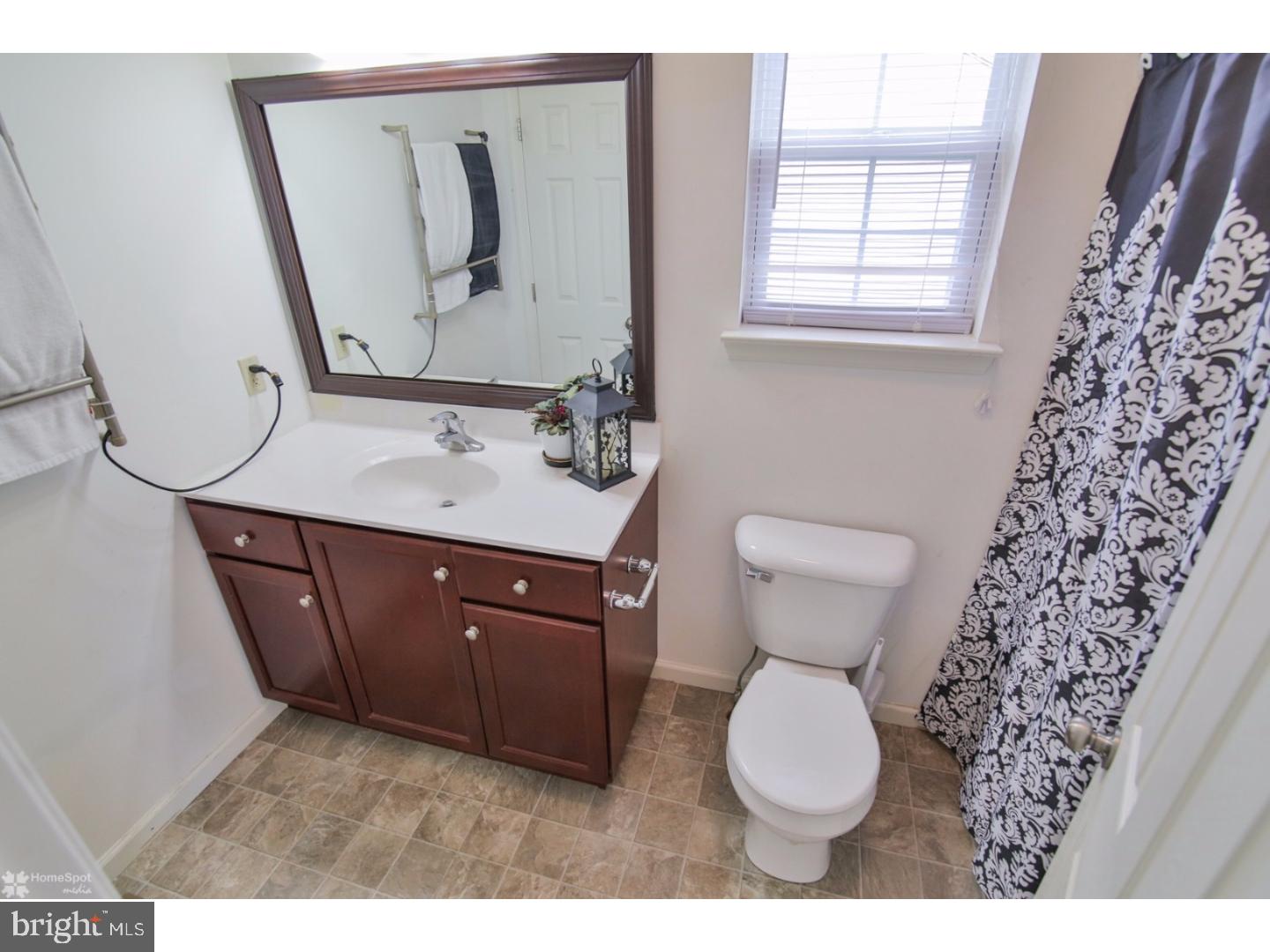 VILLAS AT SOUTH MOUN - Residential