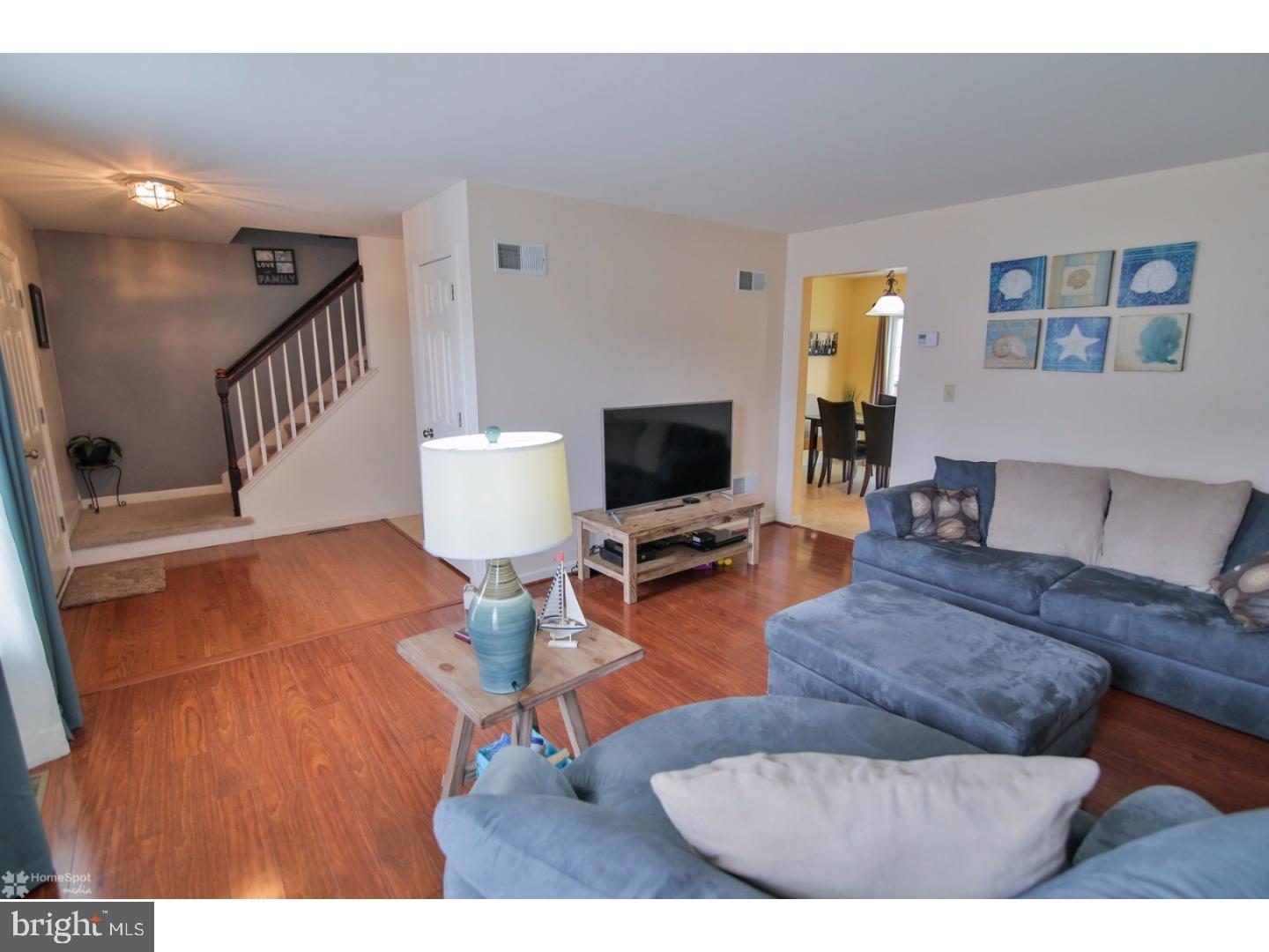 VILLAS AT SOUTH MOUN - Residential