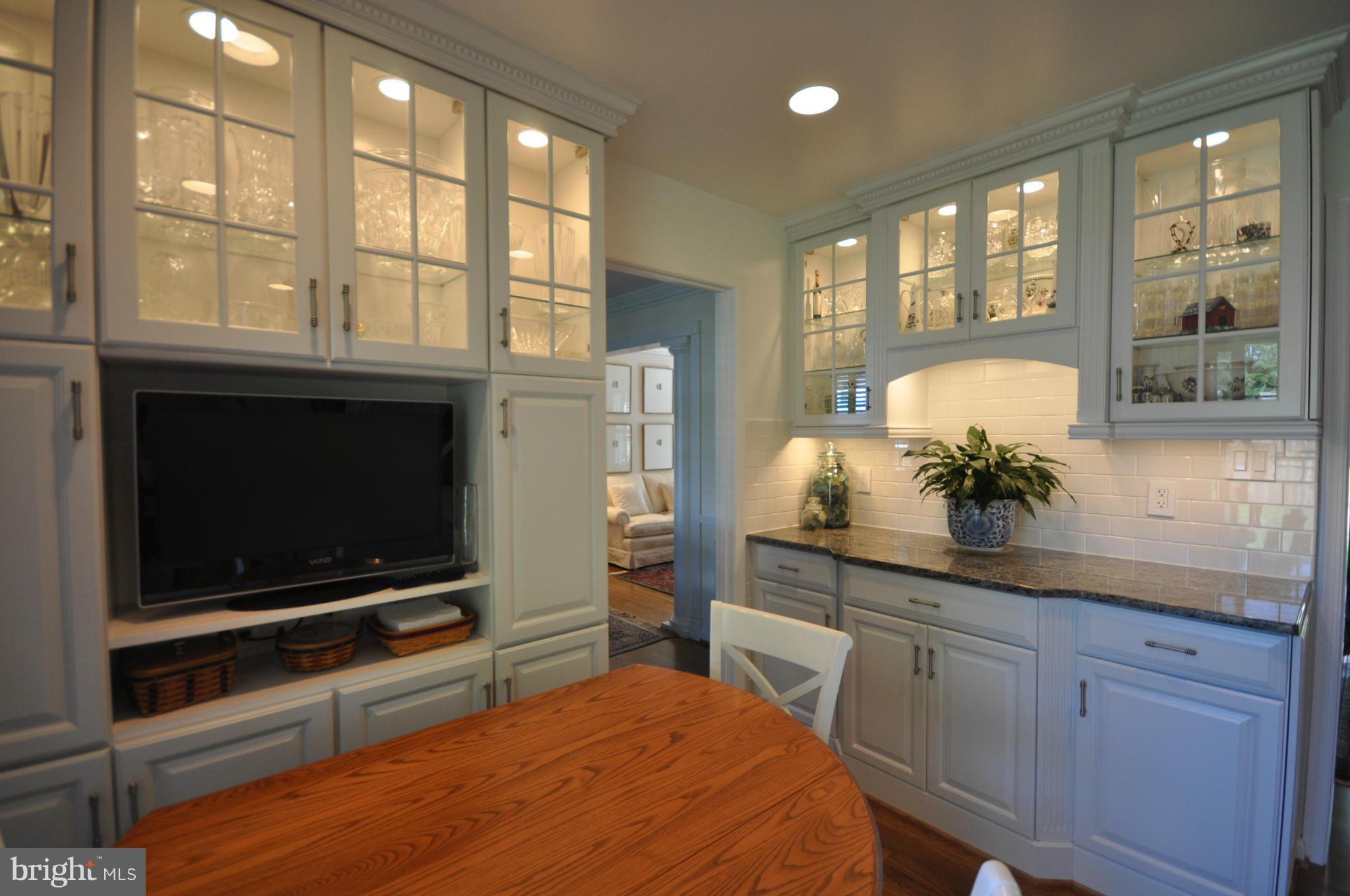 RIVERSIDE PARK HESSICK - Residential