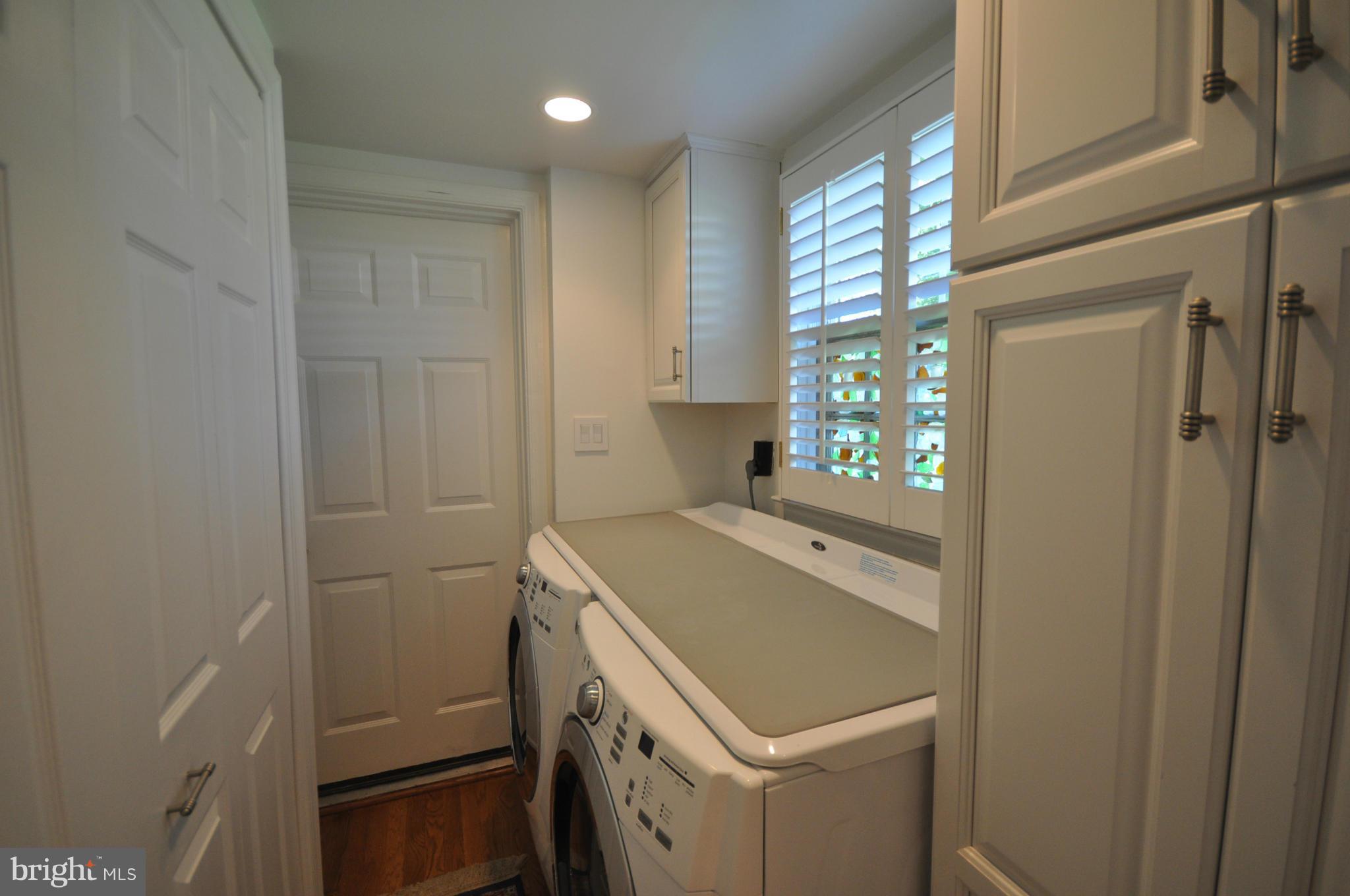 RIVERSIDE PARK HESSICK - Residential