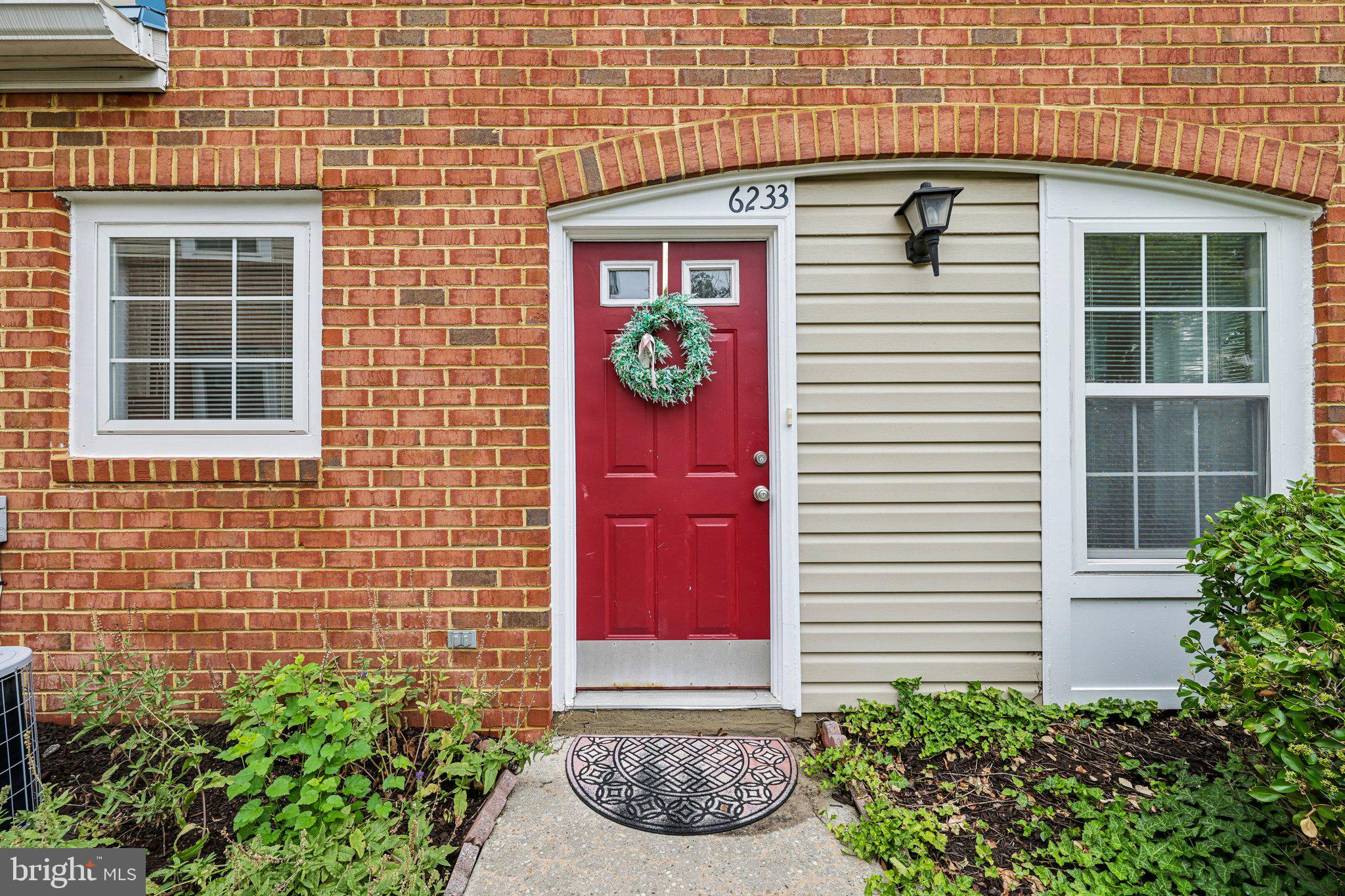 6233 SANDPIPER COURT 1