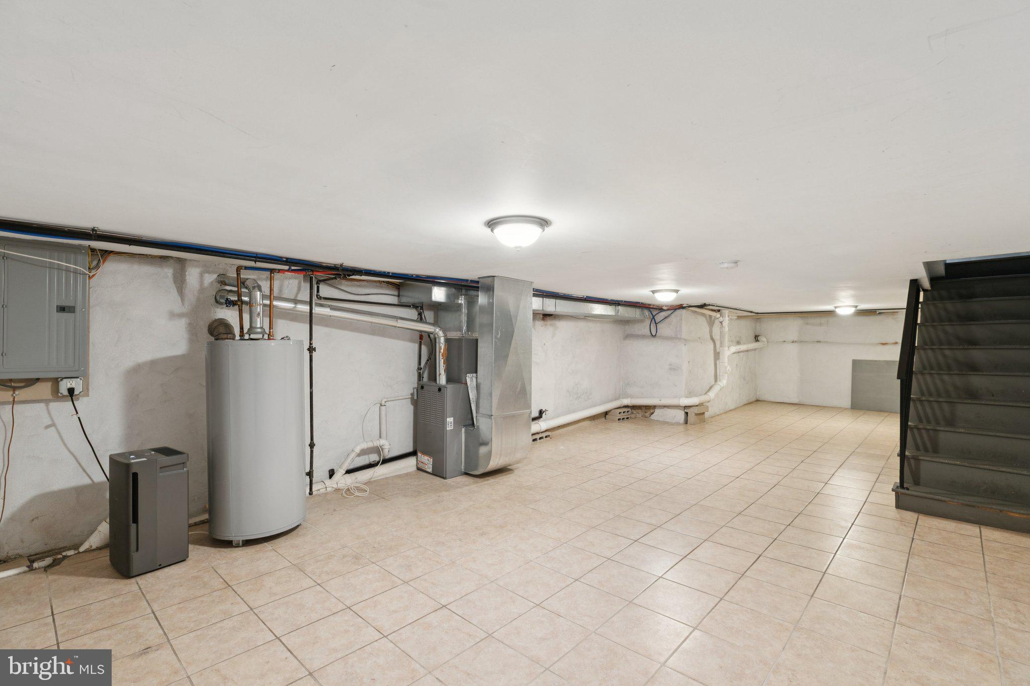 POINT BREEZE - Residential