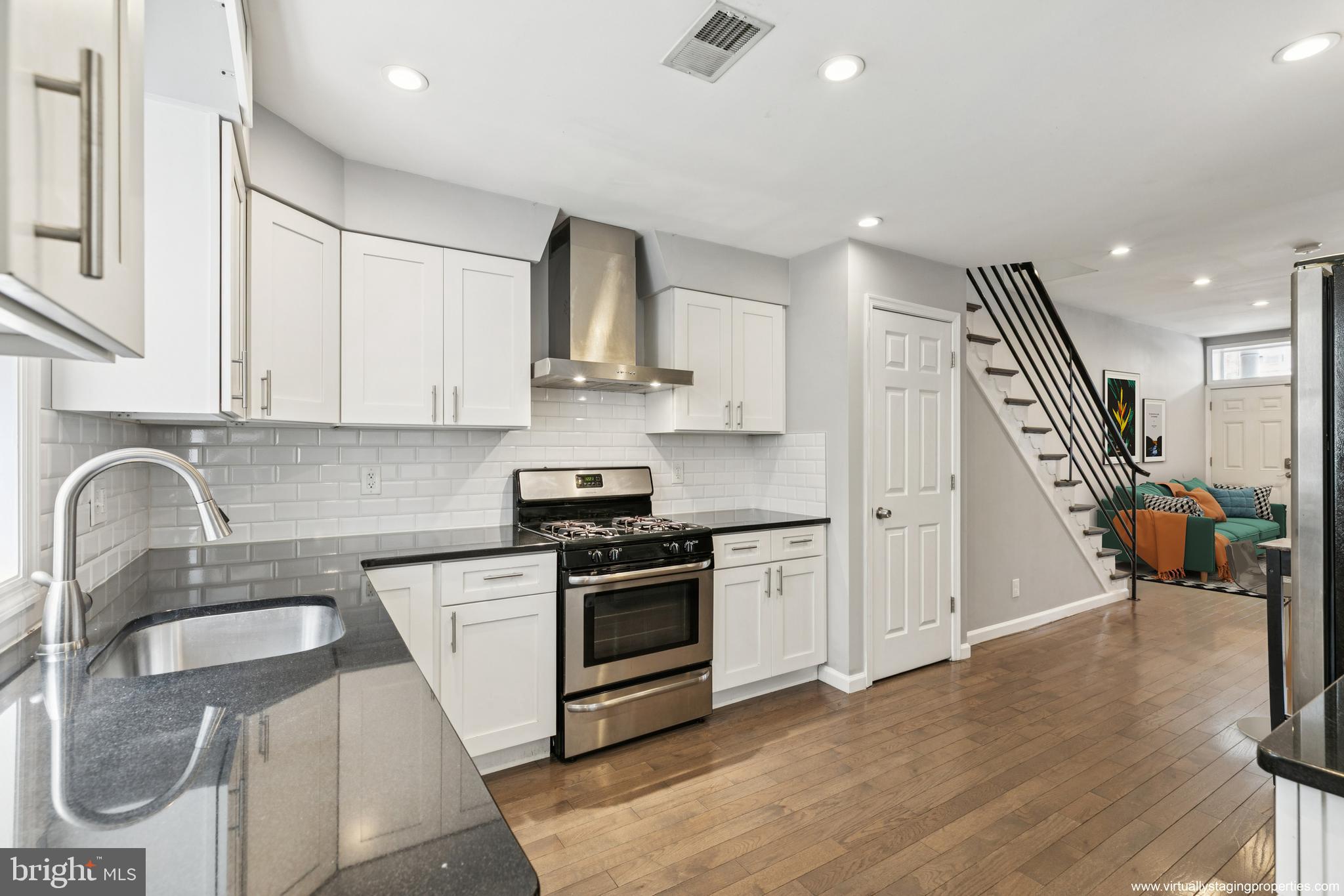 POINT BREEZE - Residential