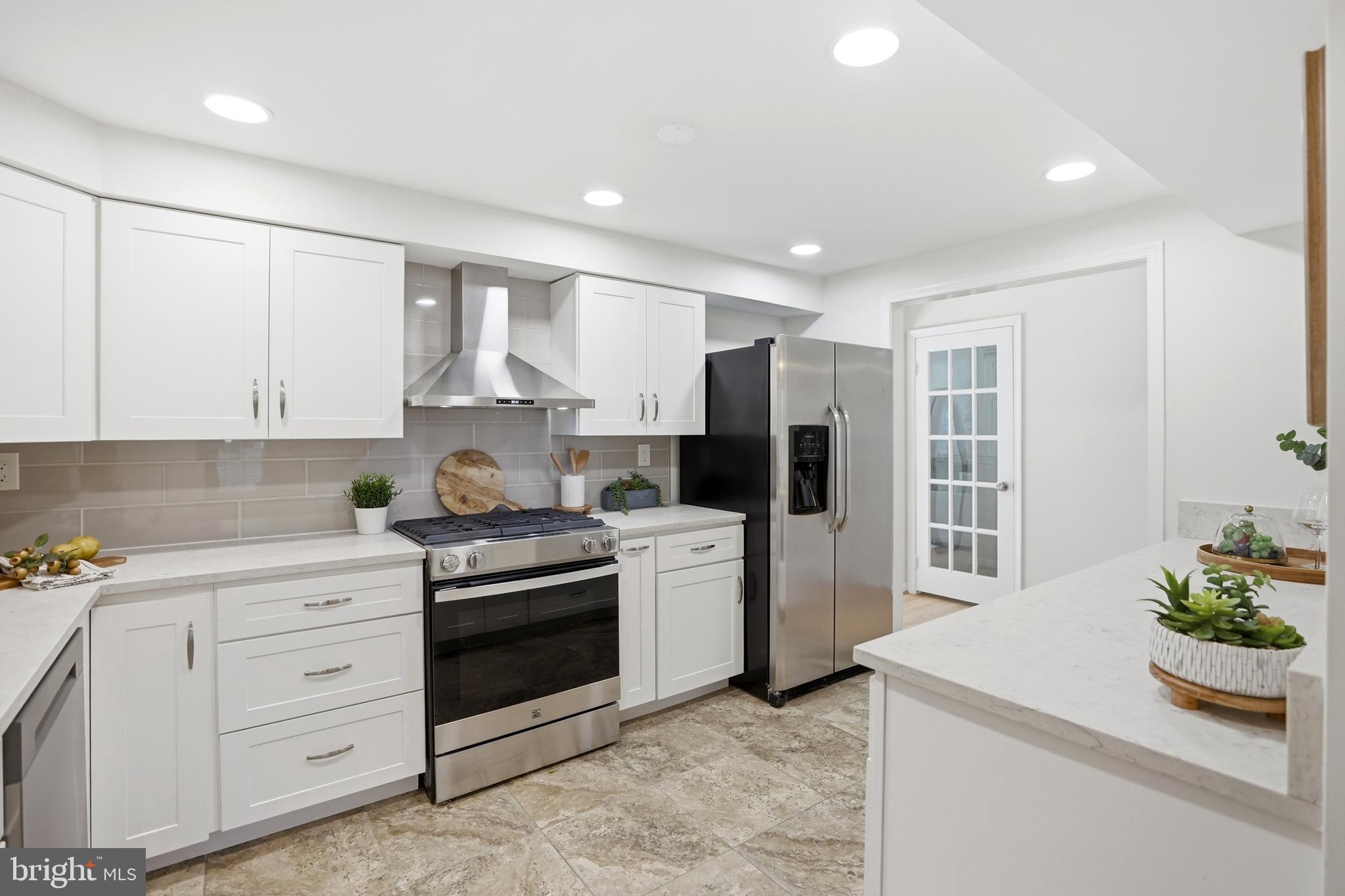 STONELEIGH - Residential