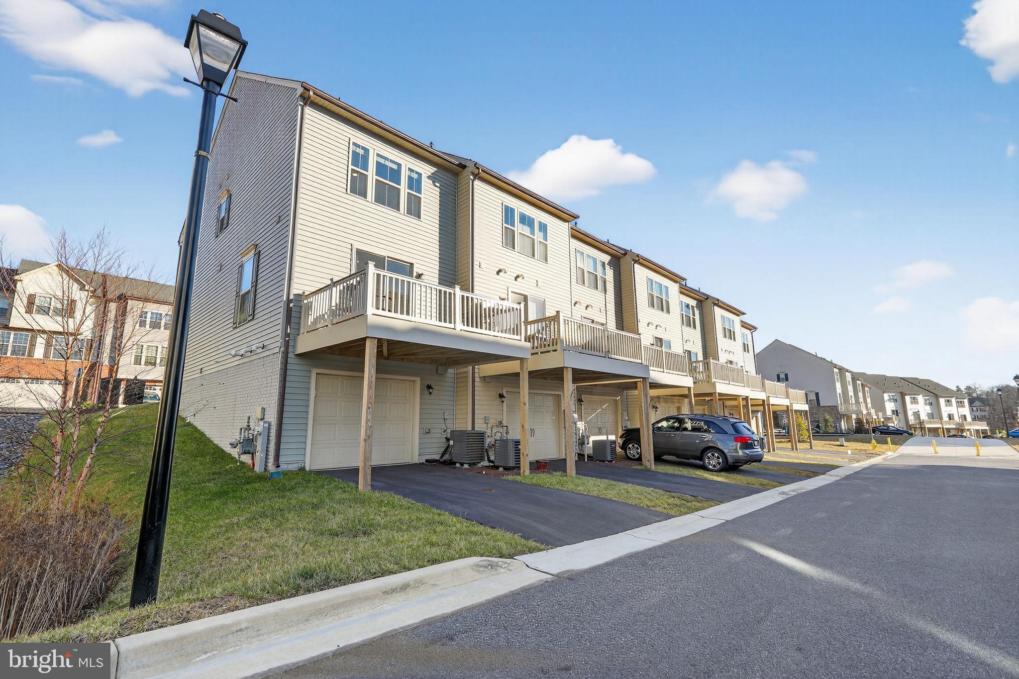 PARKSIDE - Residential