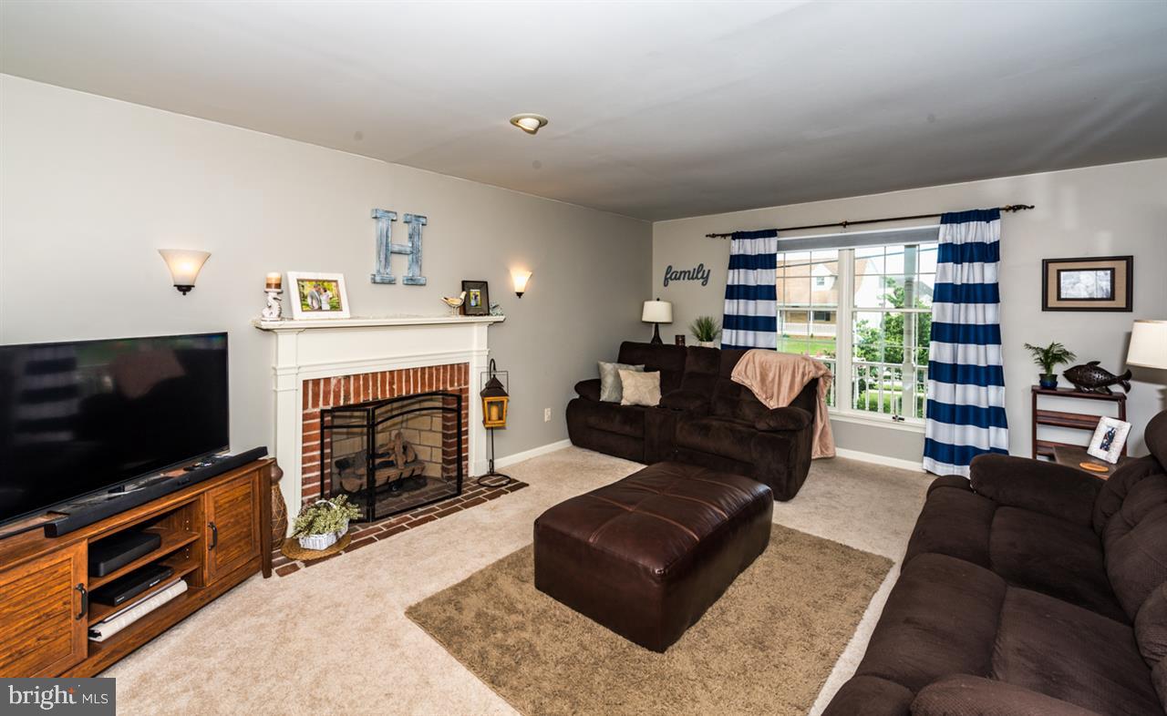 QUAIL HEIGHTS - Residential