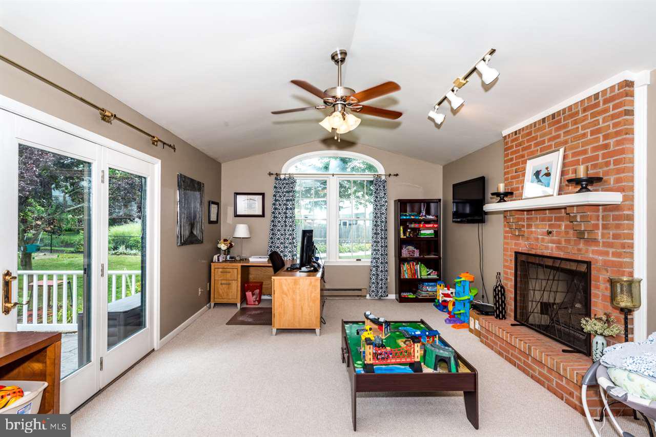 QUAIL HEIGHTS - Residential