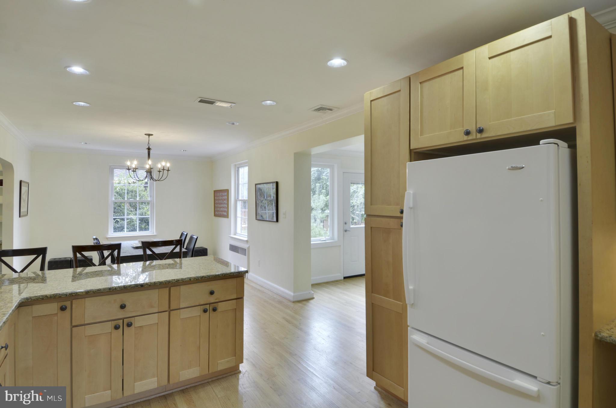 WOODSIDE PARK - Residential