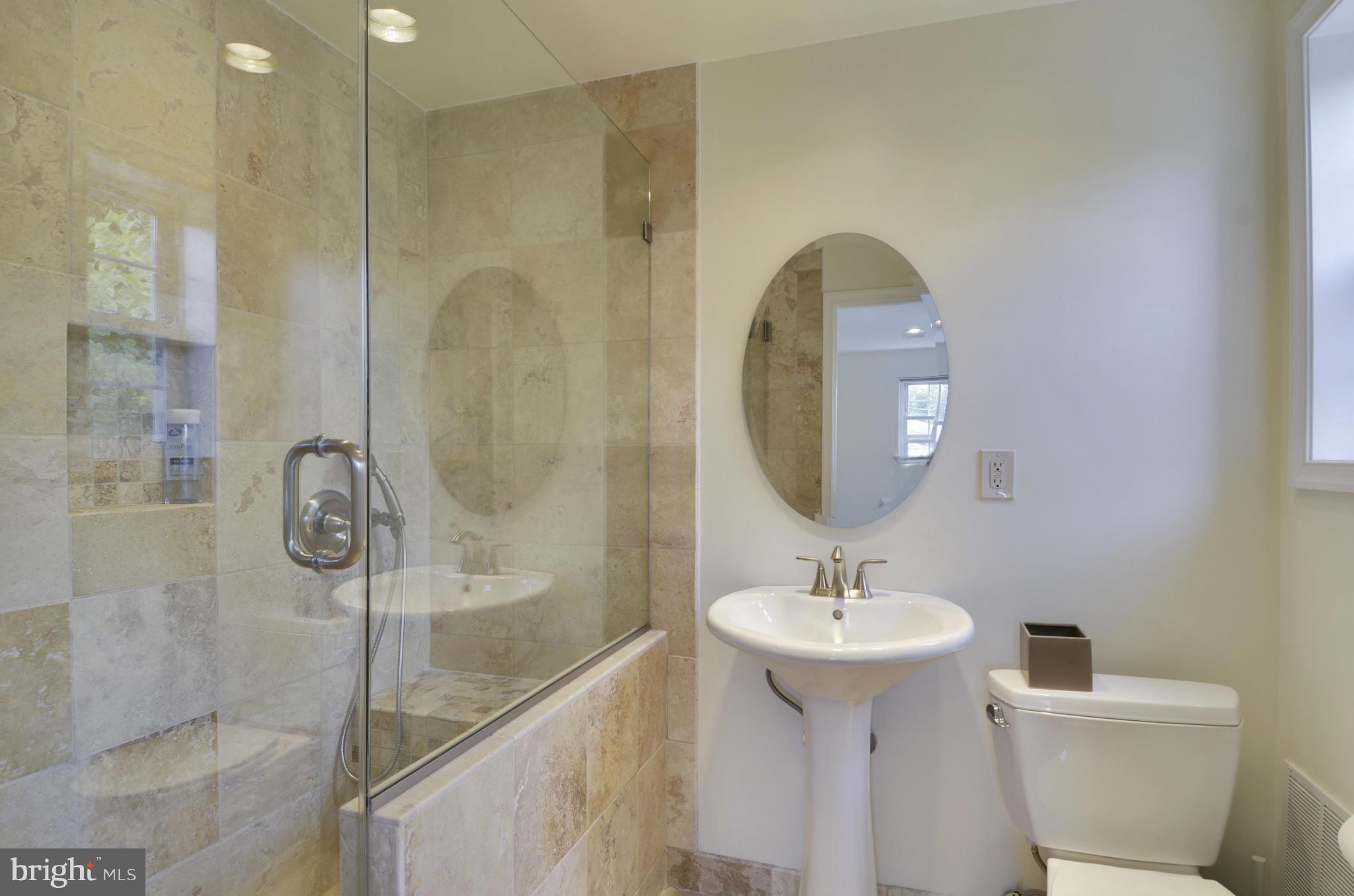 WOODSIDE PARK - Residential