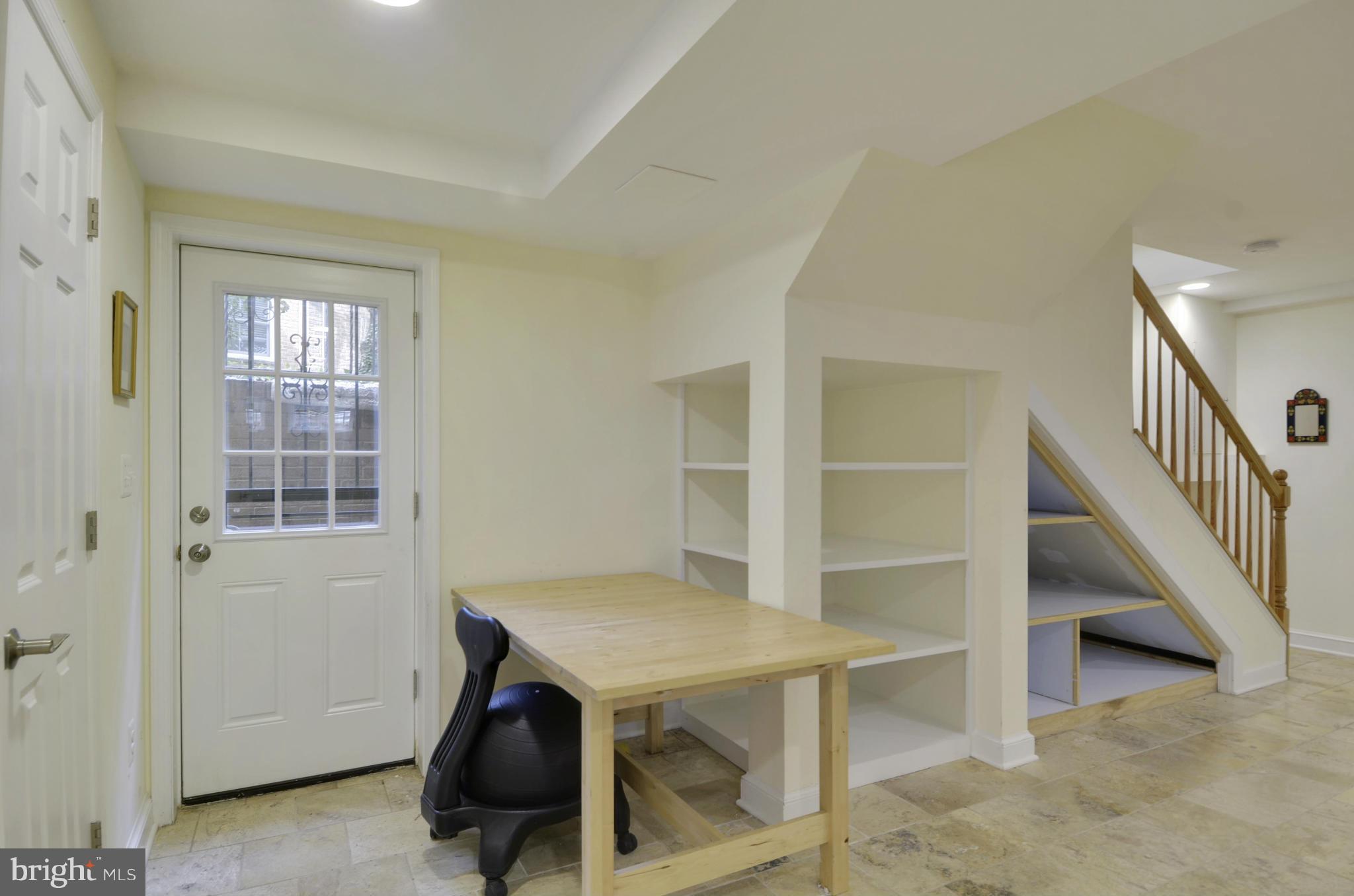 WOODSIDE PARK - Residential