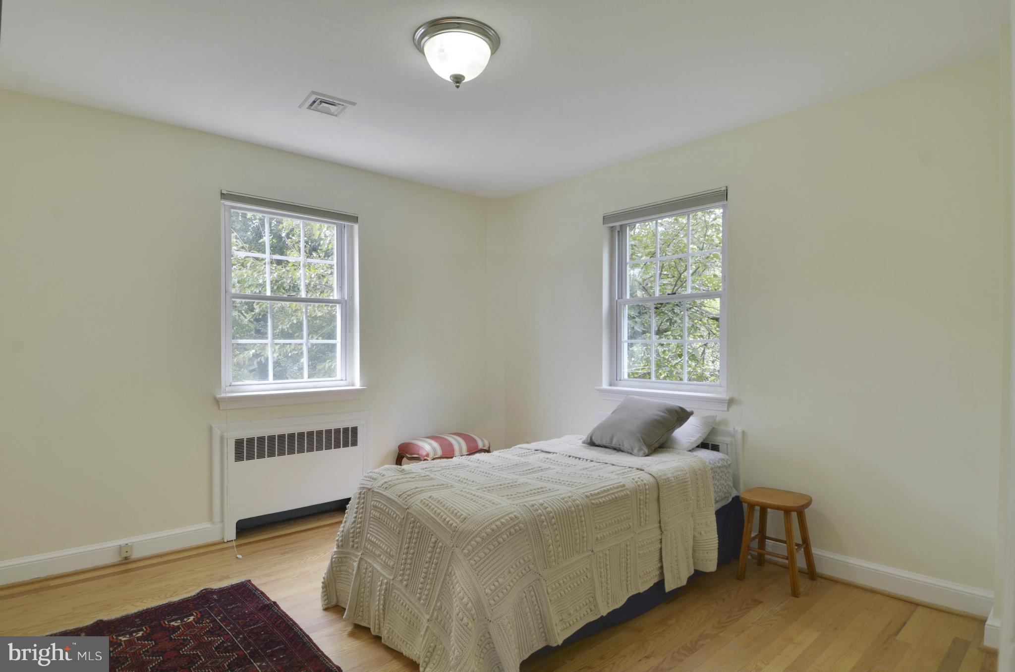 WOODSIDE PARK - Residential