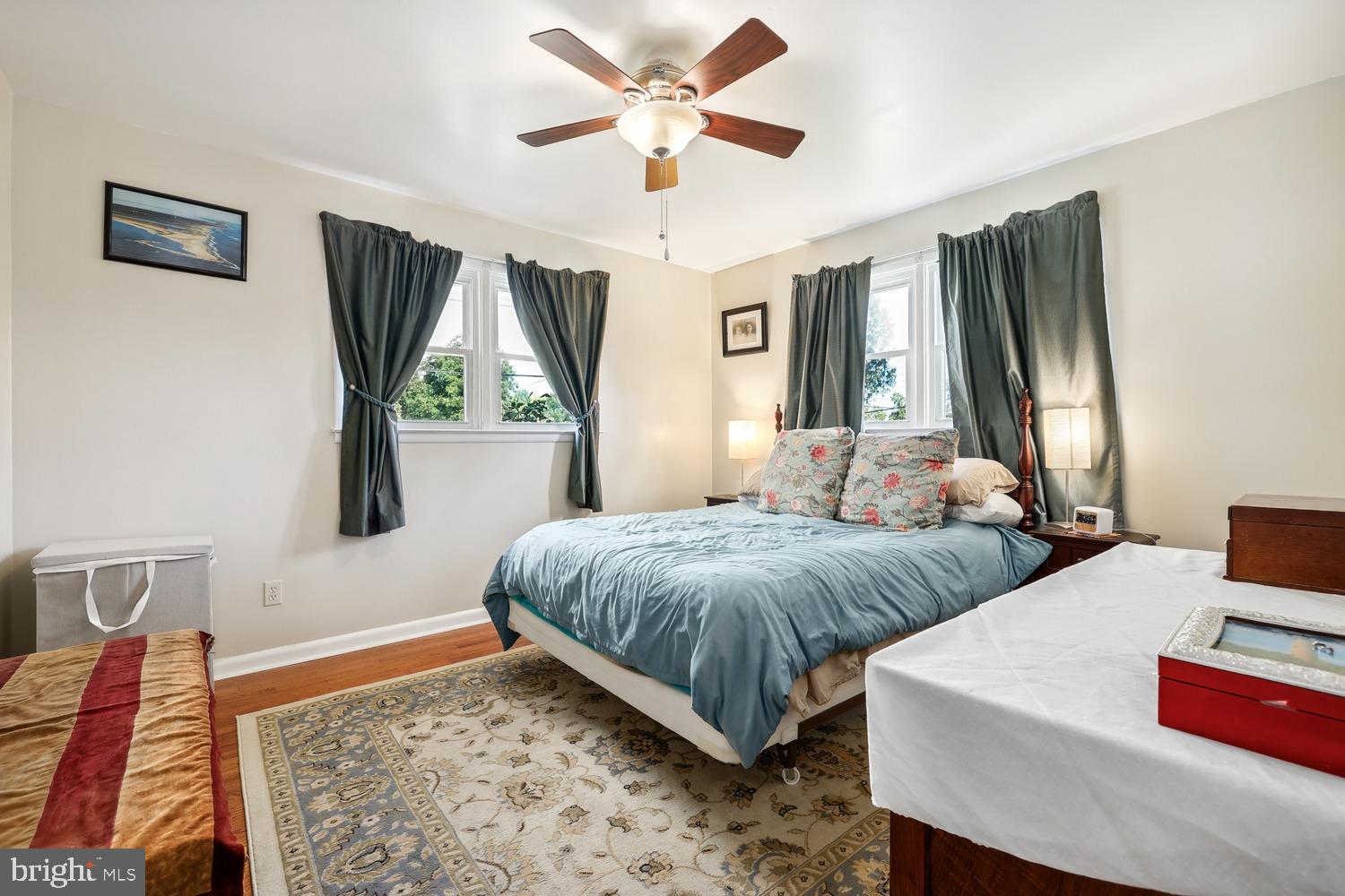 SHAREWOOD ACRES - Residential