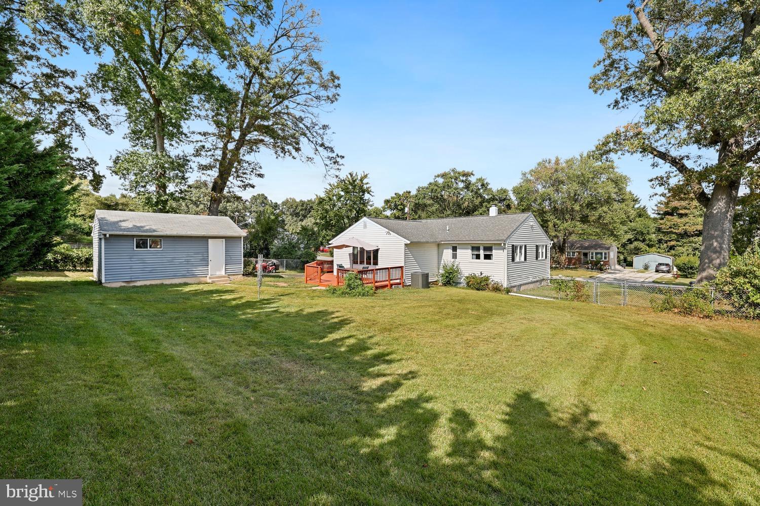 SHAREWOOD ACRES - Residential