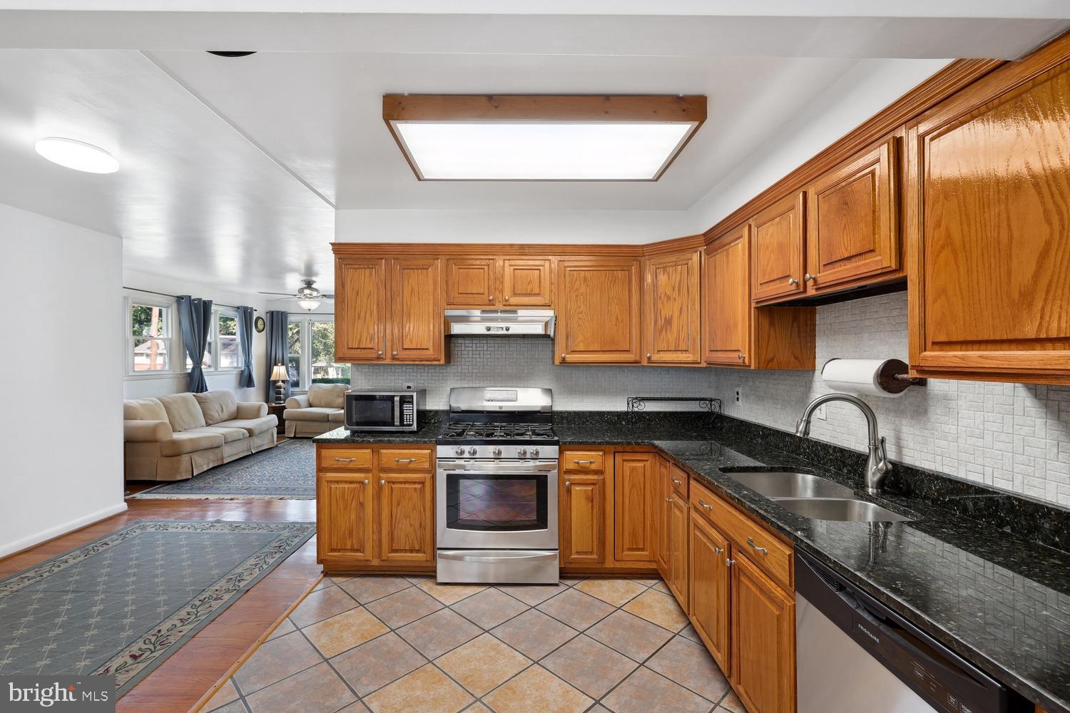 SHAREWOOD ACRES - Residential