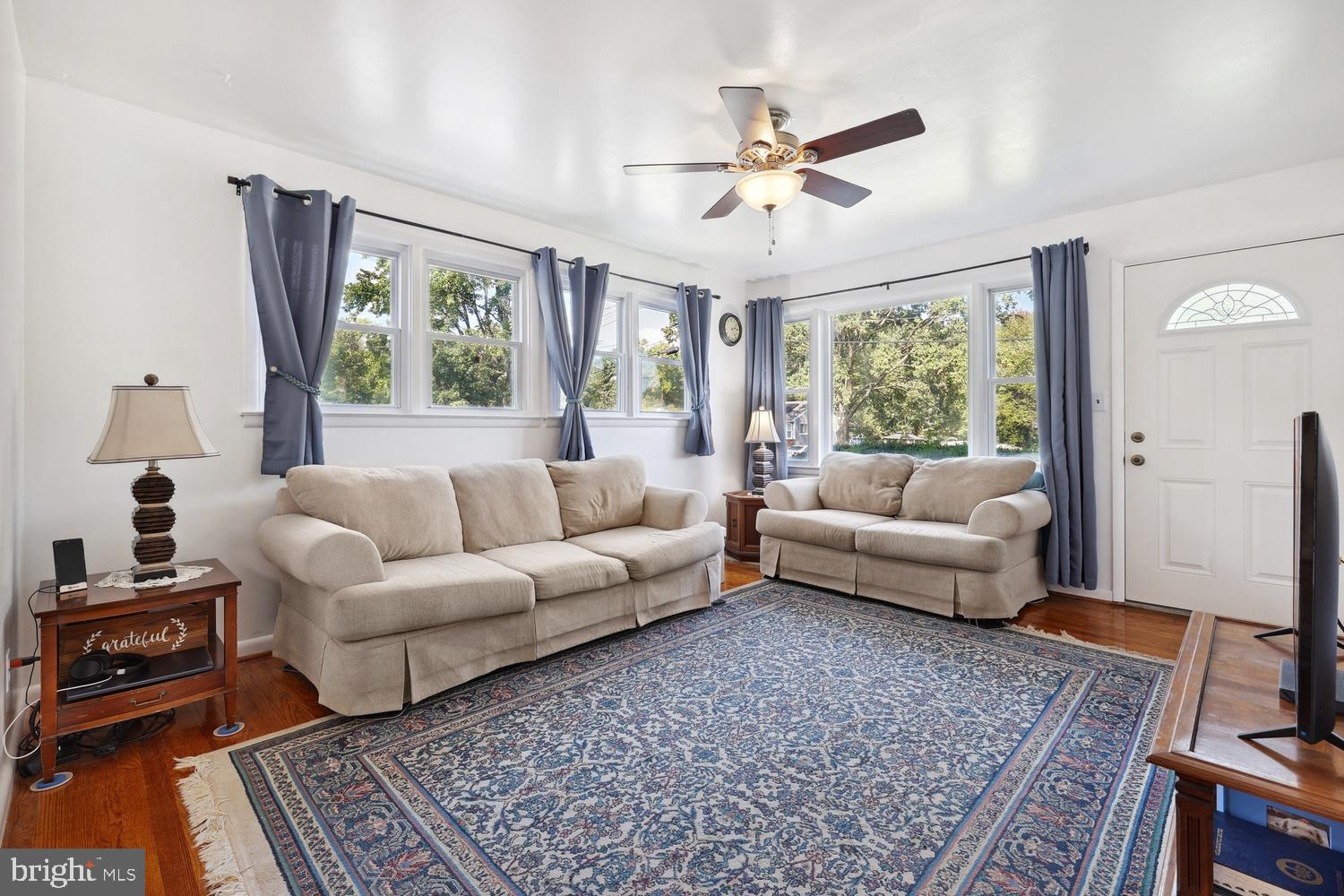 SHAREWOOD ACRES - Residential