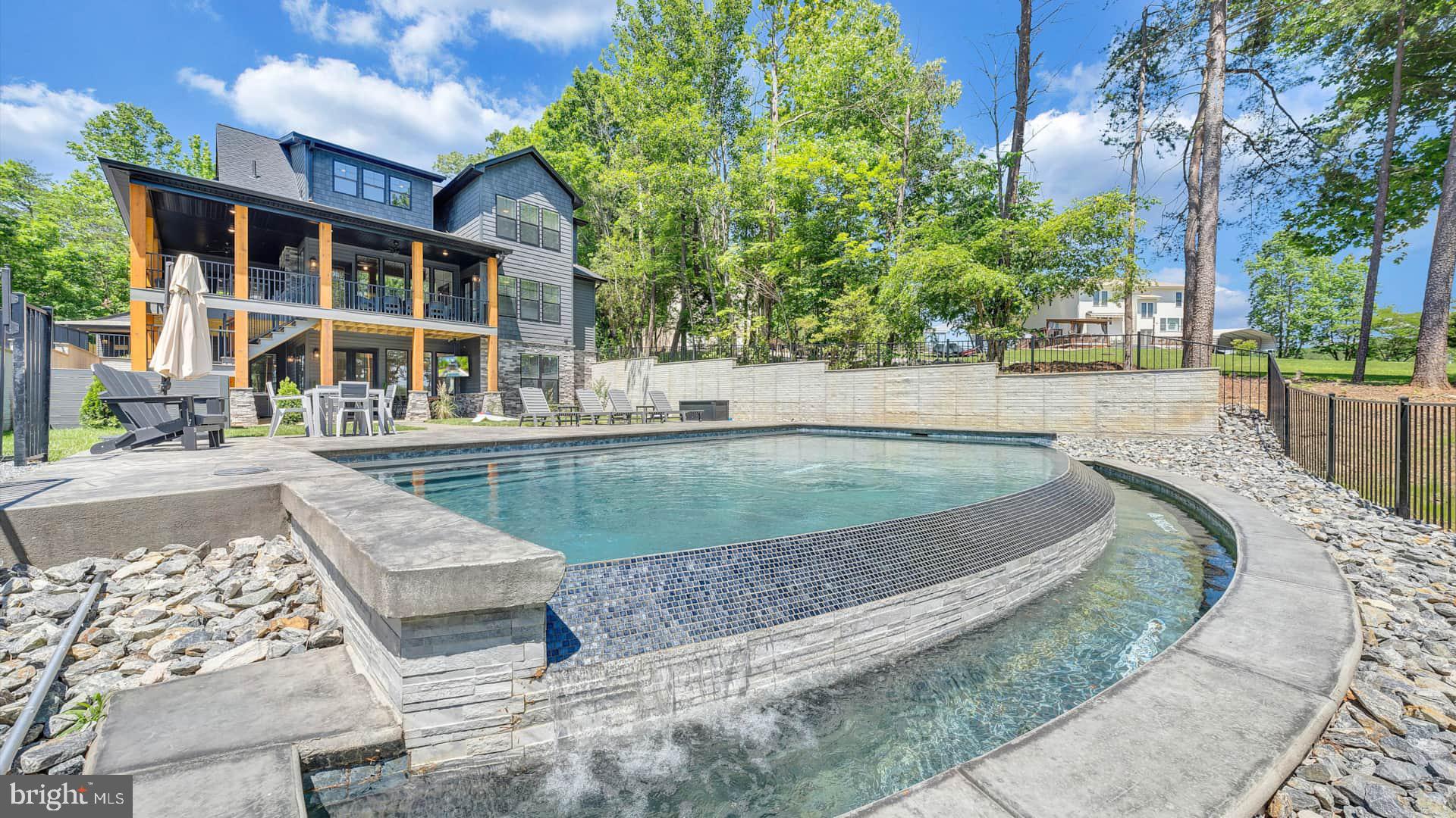 6211 STUBBS BRIDGE ROAD