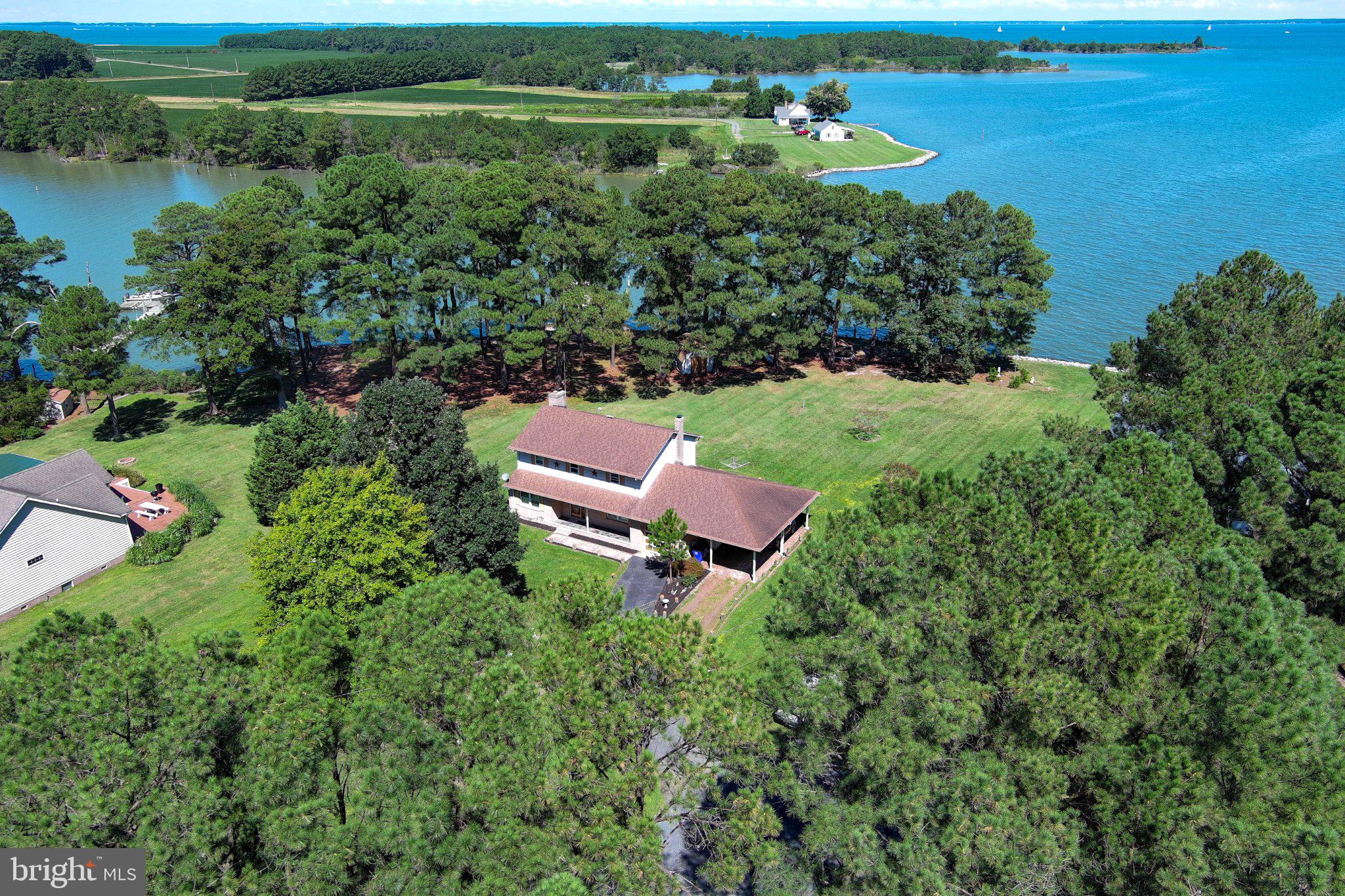 1022 RIVER POINT ROAD