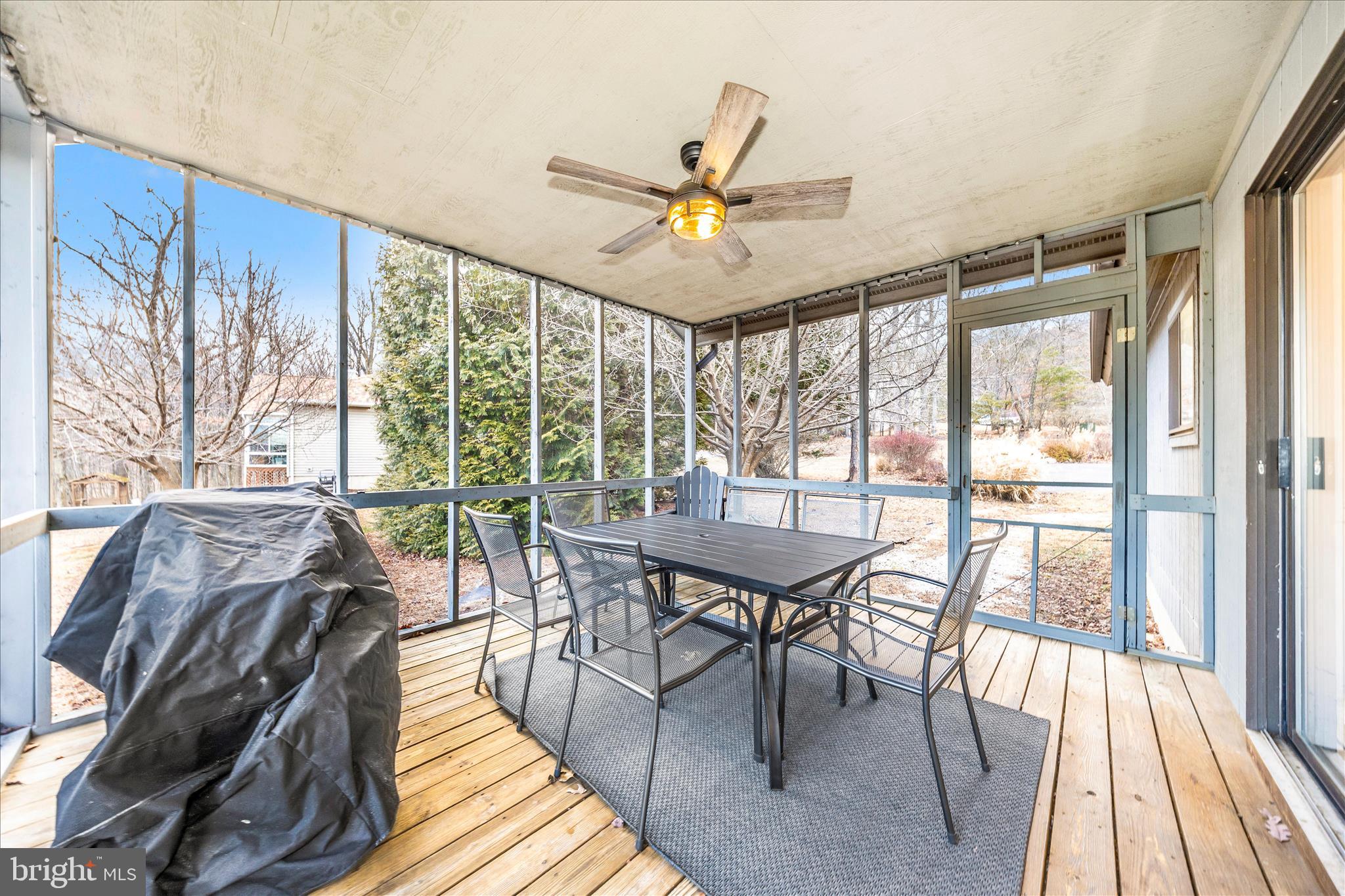 THE WOODS - Residential