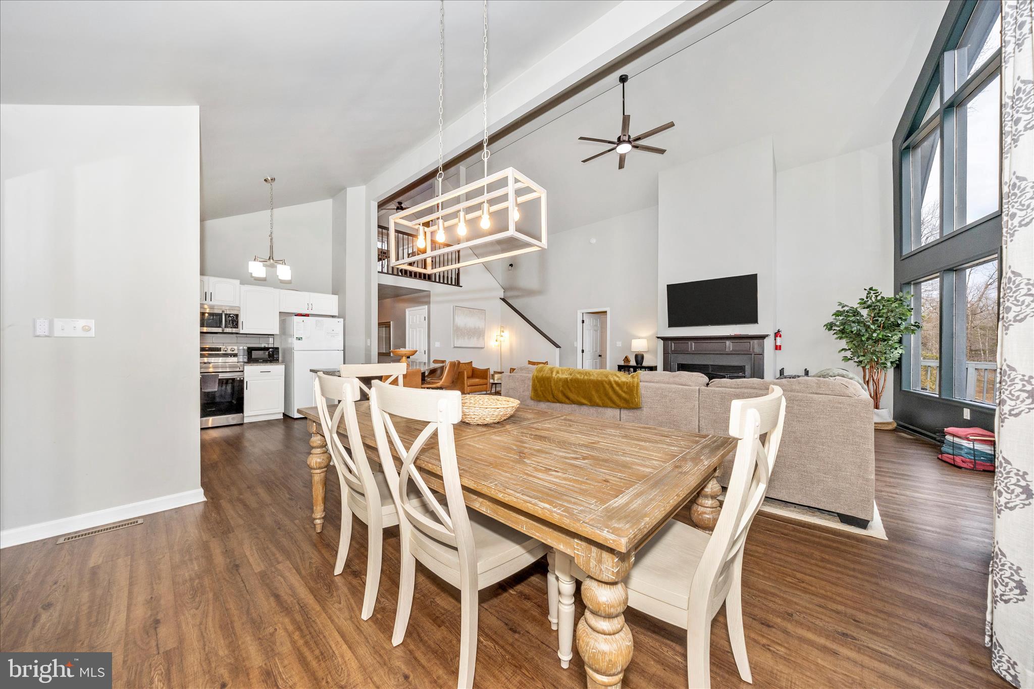 THE WOODS - Residential