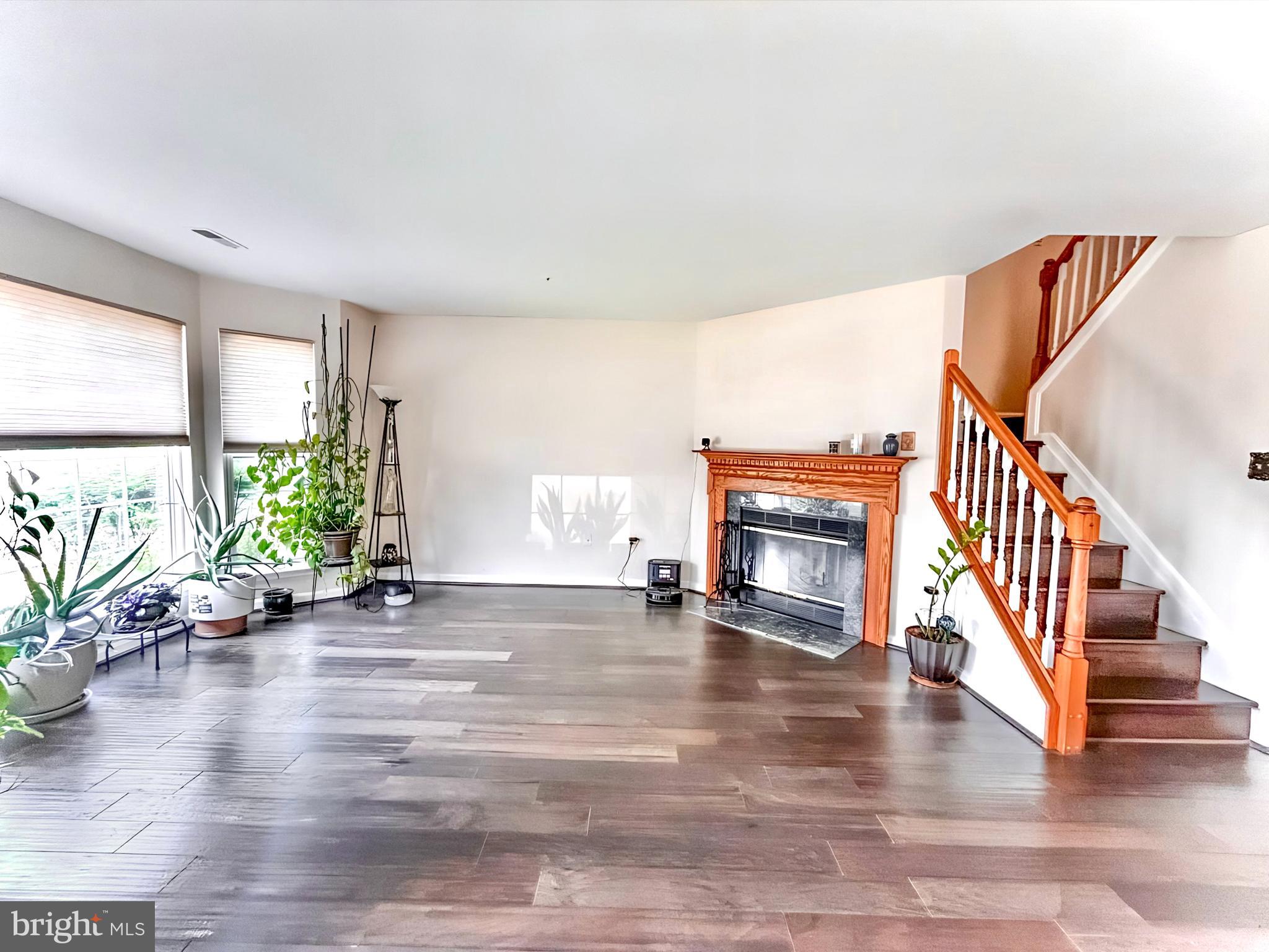 ACTON VILLAGE - Residential