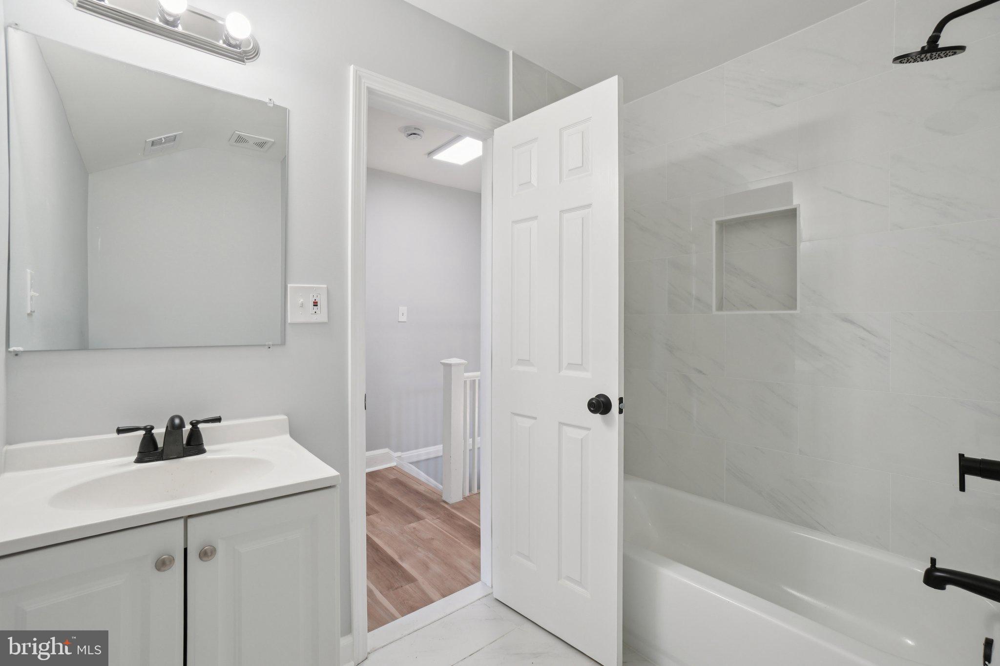 AURORA HILLS - Residential