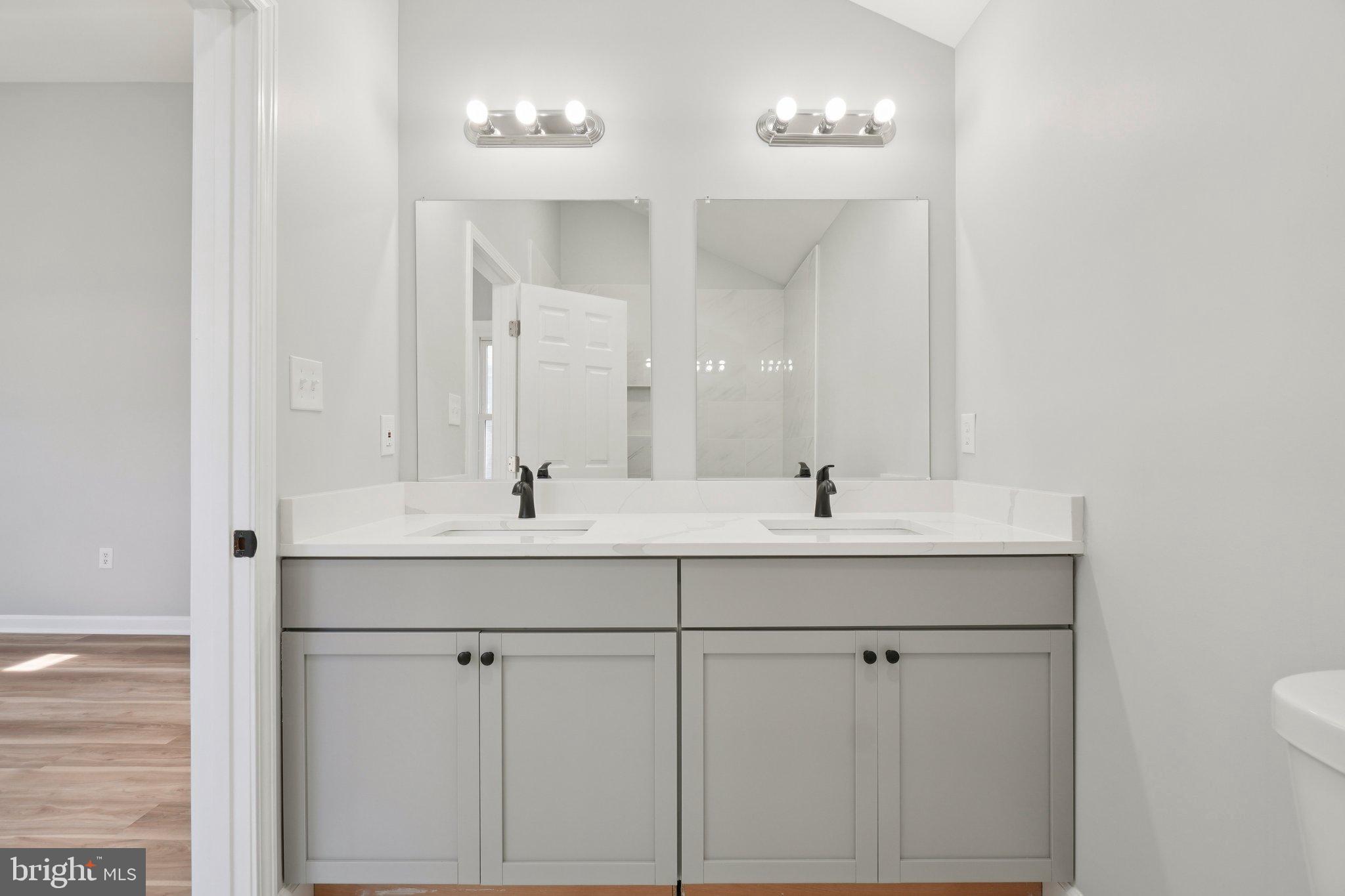 AURORA HILLS - Residential