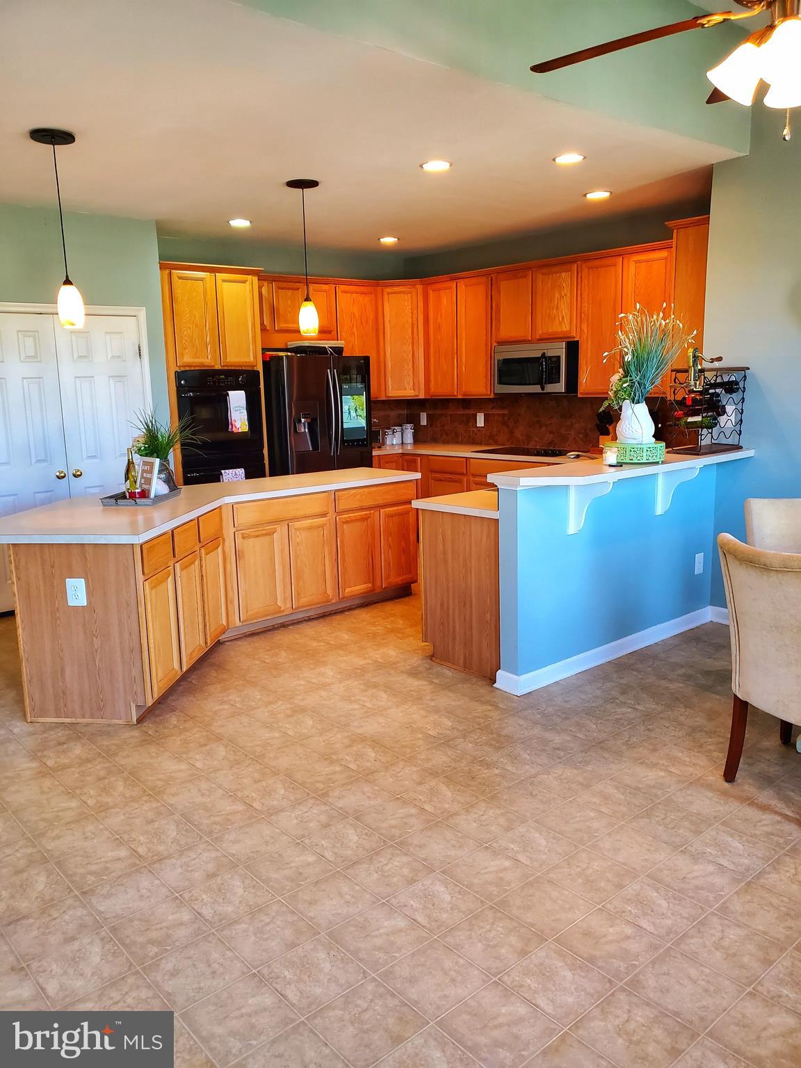 EDINBURG SQUARE - Residential