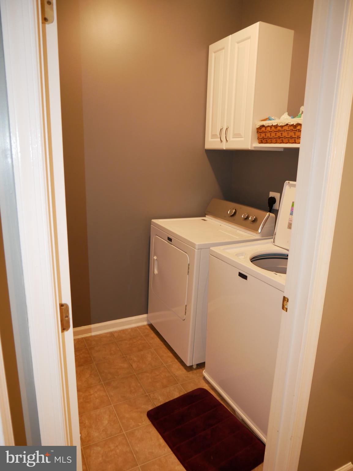 EDINBURG SQUARE - Residential