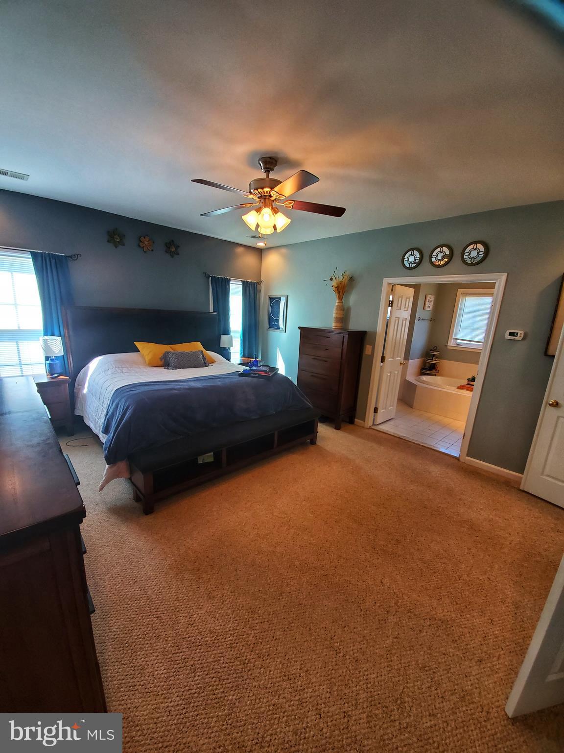 EDINBURG SQUARE - Residential