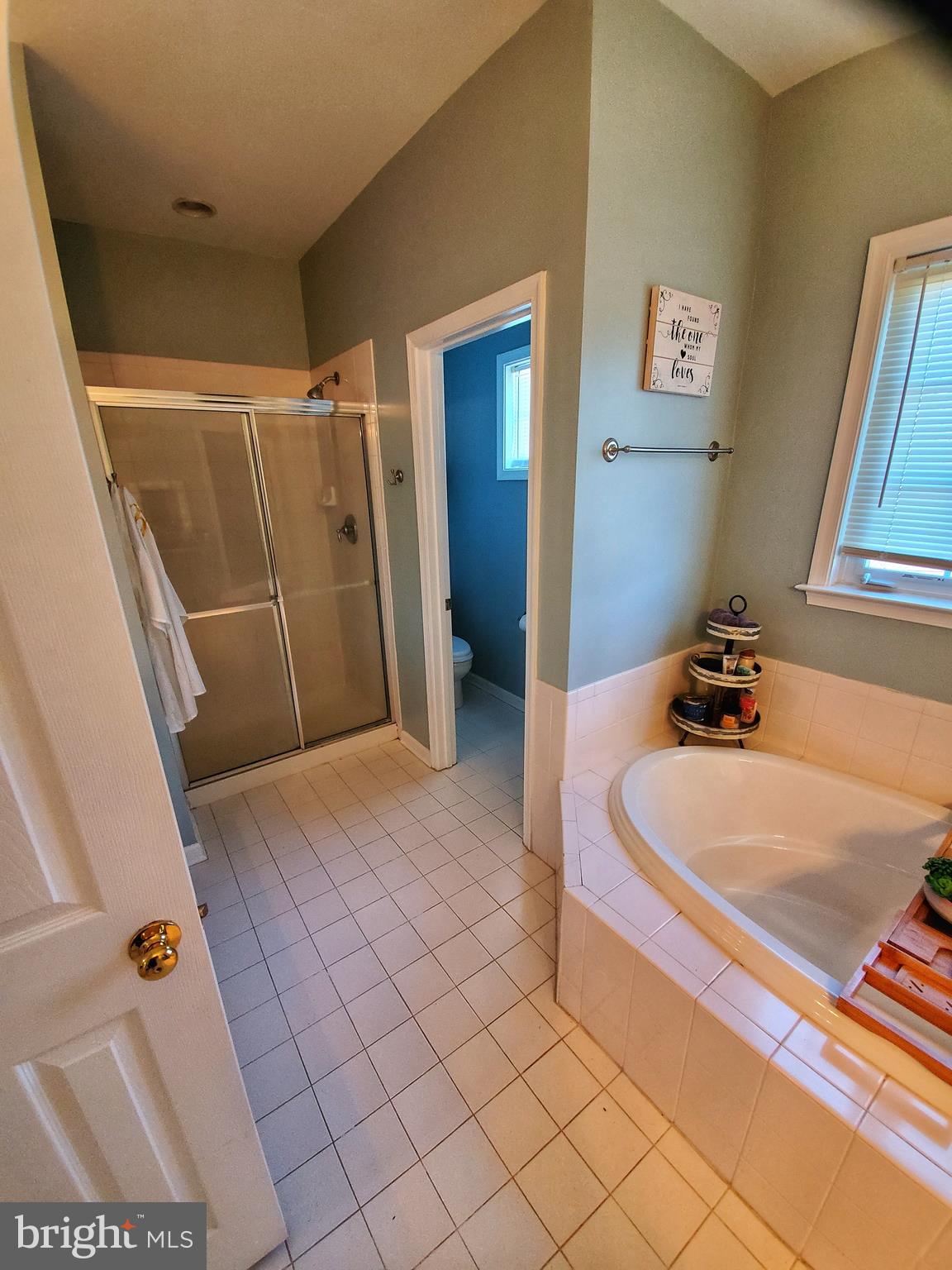 EDINBURG SQUARE - Residential