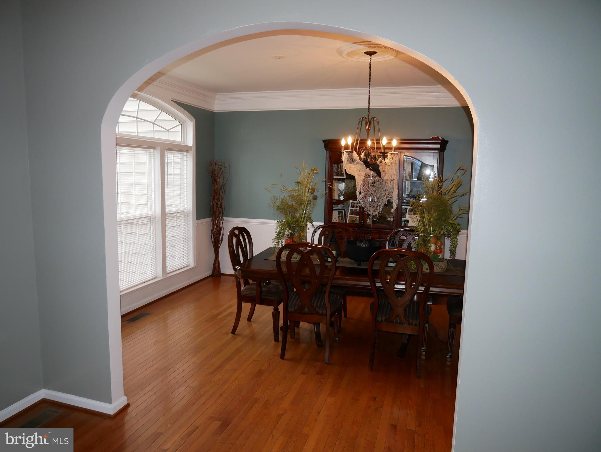 EDINBURG SQUARE - Residential