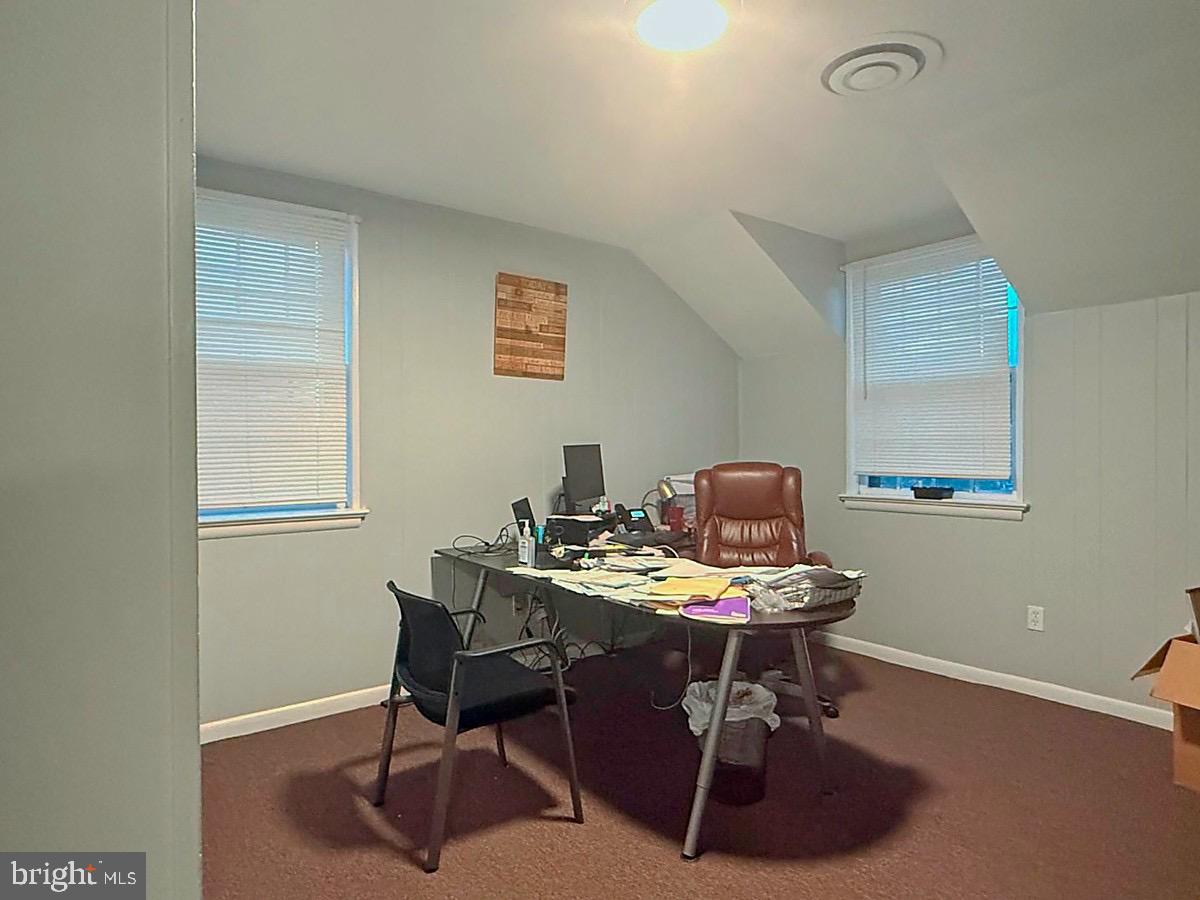 JENKINTOWN - Commercial Sale