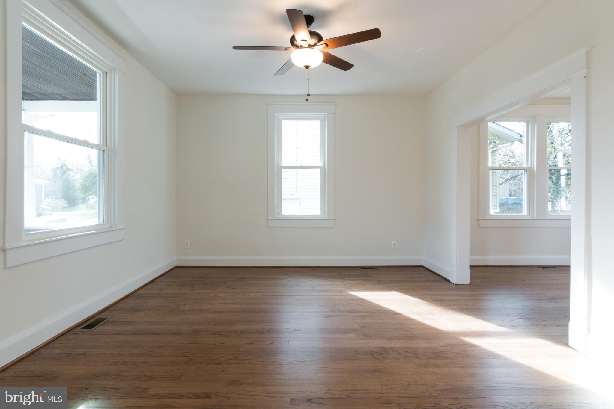 MORGAN PARK - Residential